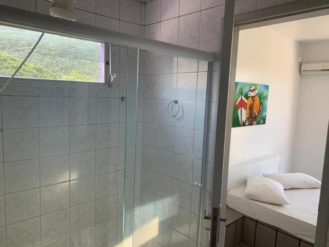 Shower in Pousada Santa Ana