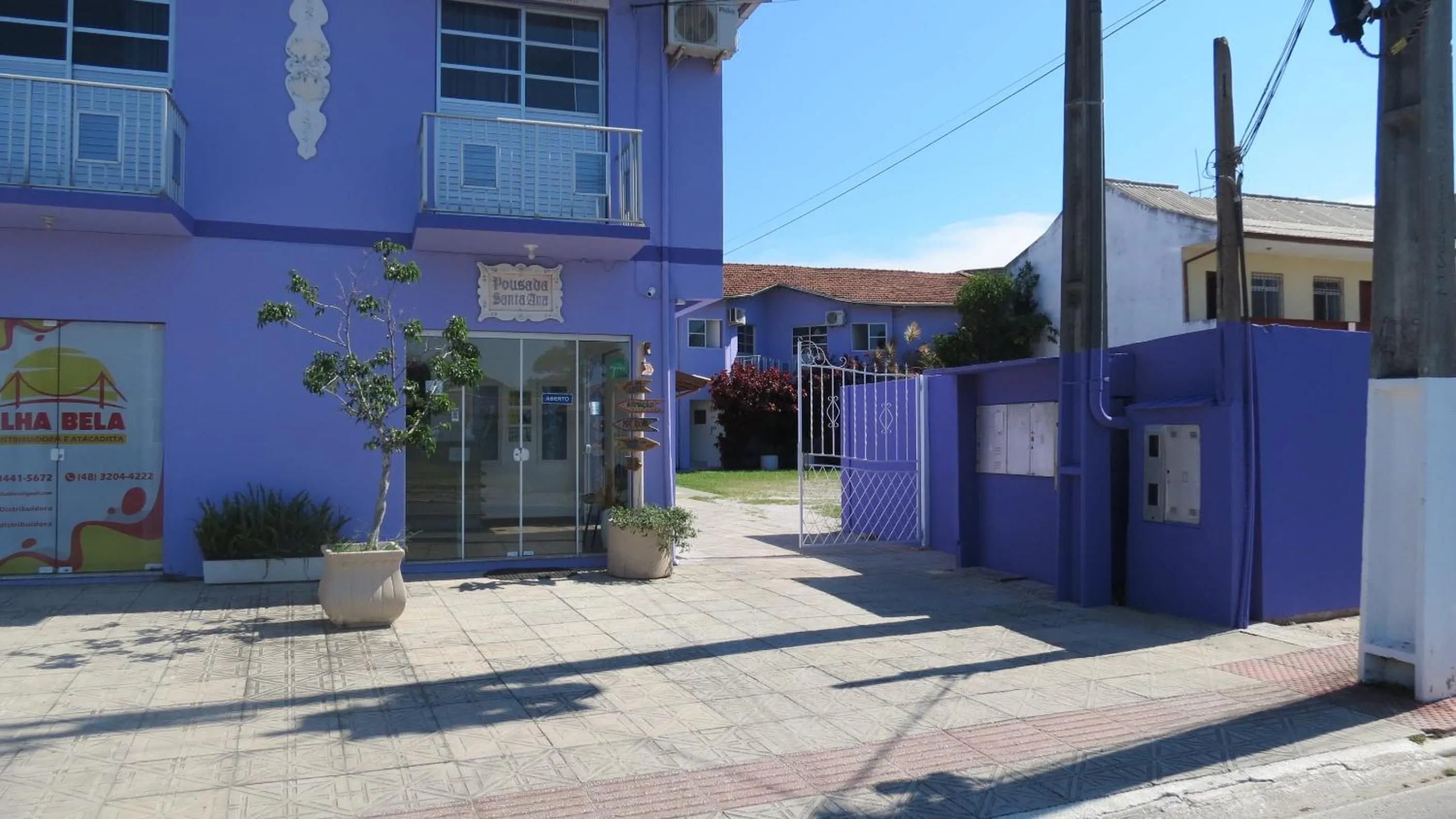 Property building in Pousada Santa Ana