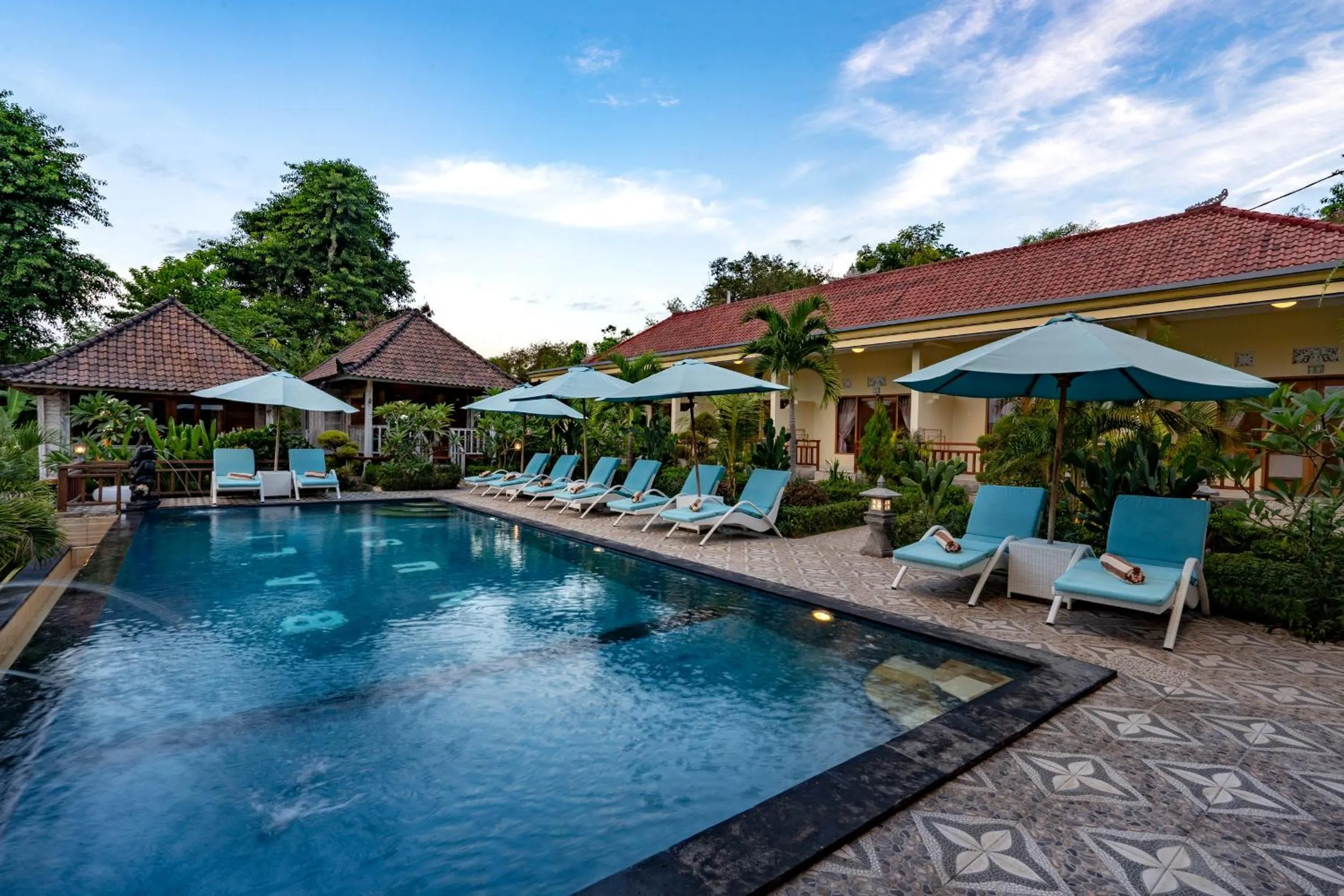 Swimming pool in Bali Nusa Cottage