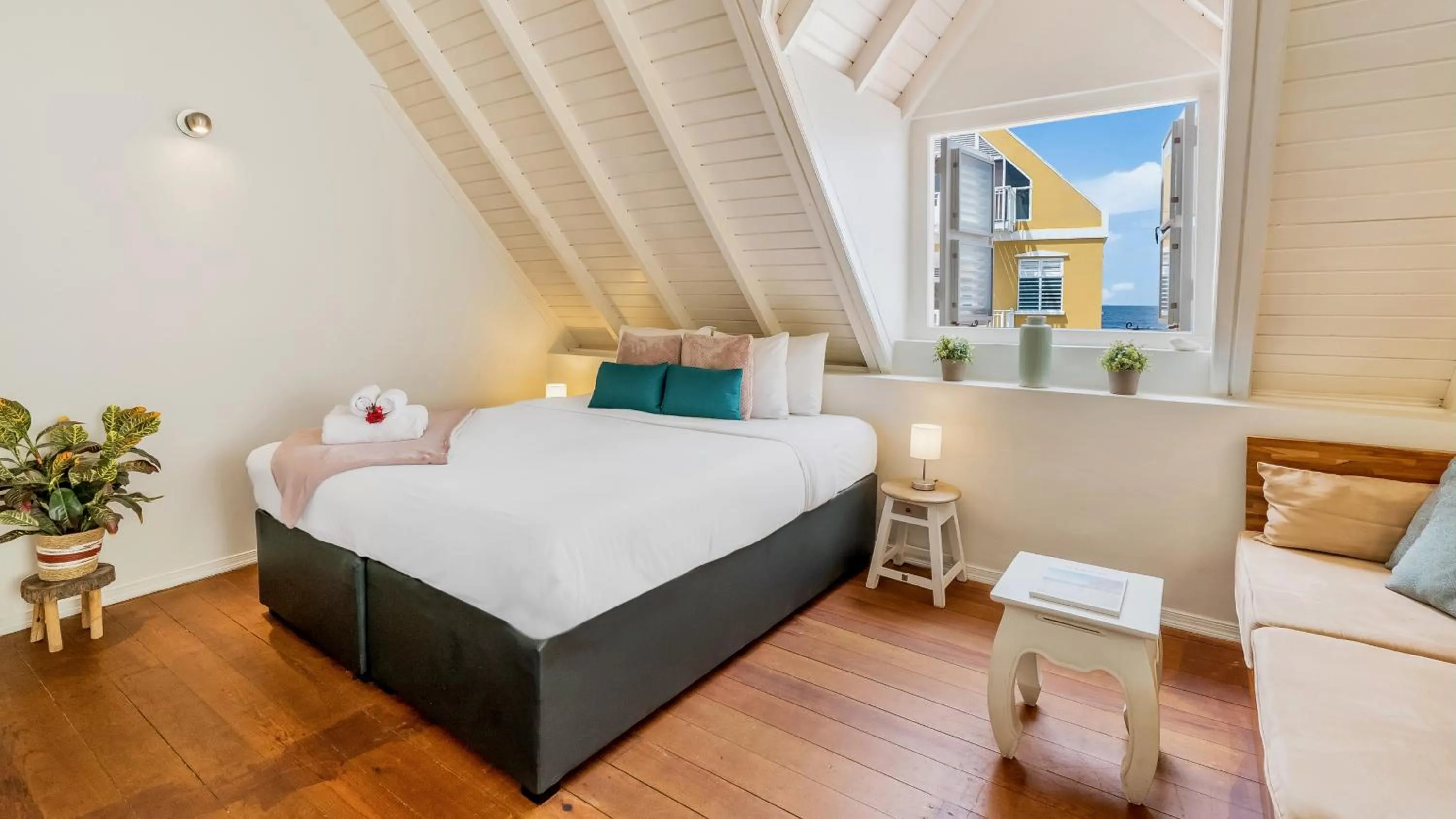 Bed in Pietermaai Boutique Hotel