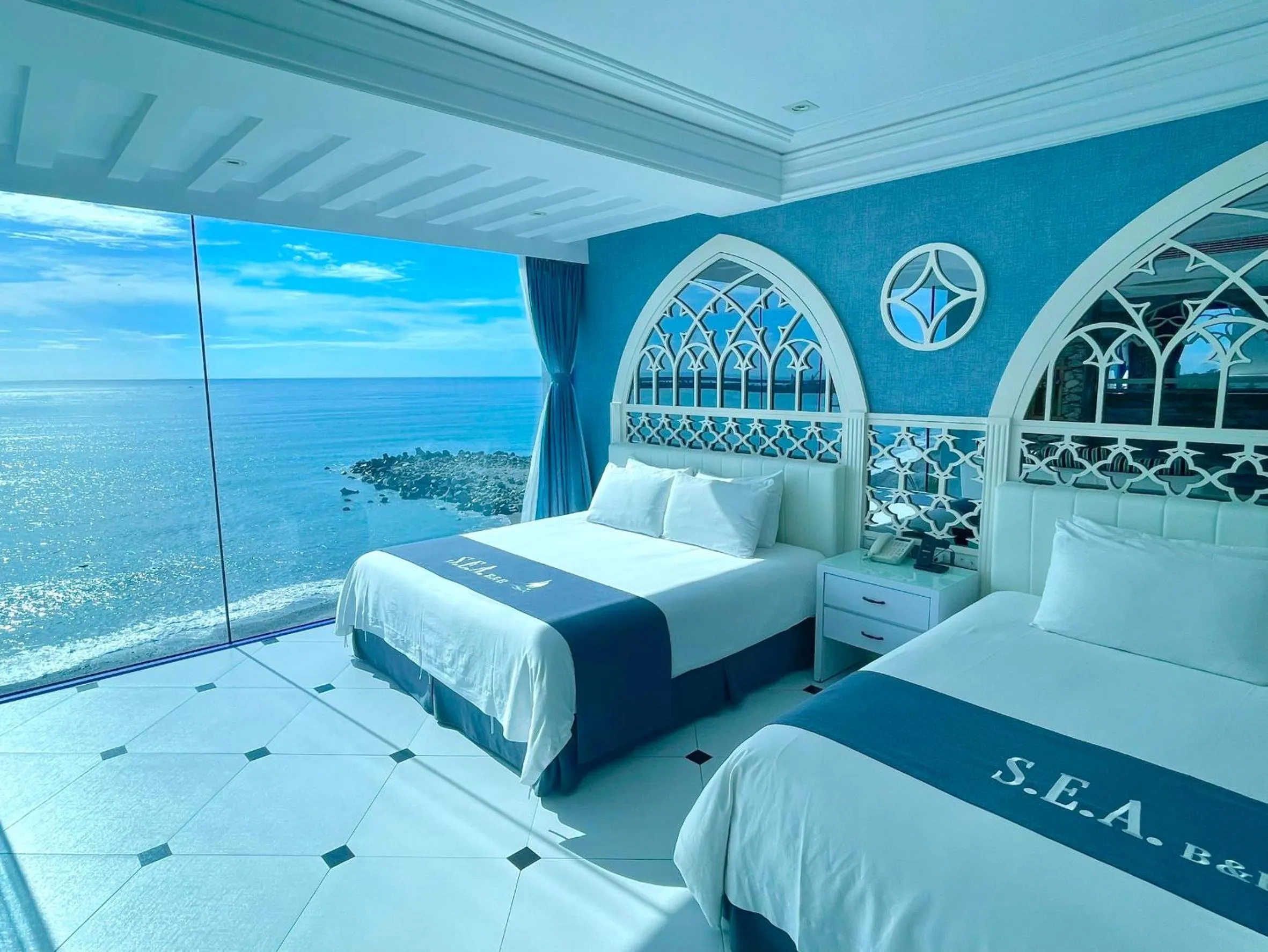 Bed in Hualien S.E.A. B&B