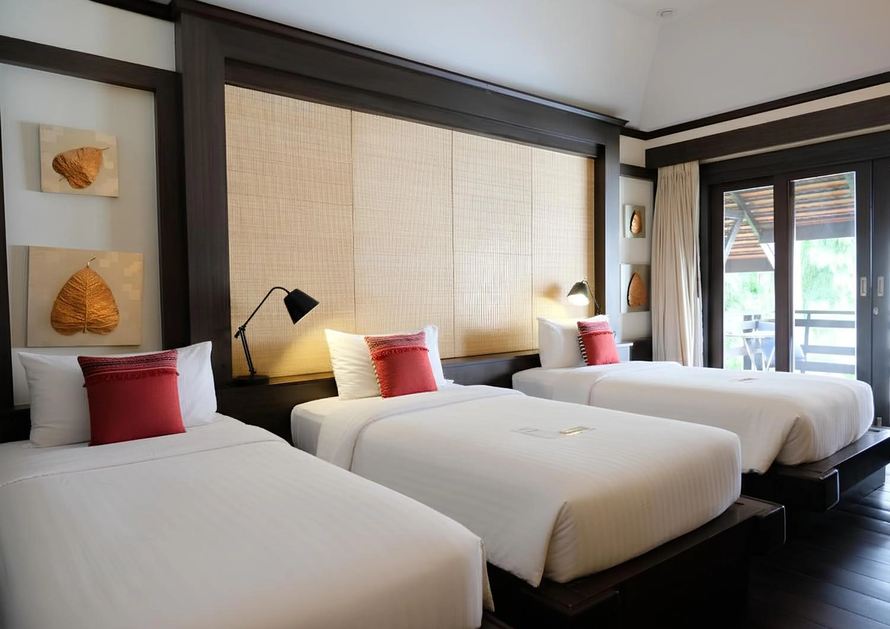 Photo of the whole room, Bed in Bodhi Serene, Chiang Mai