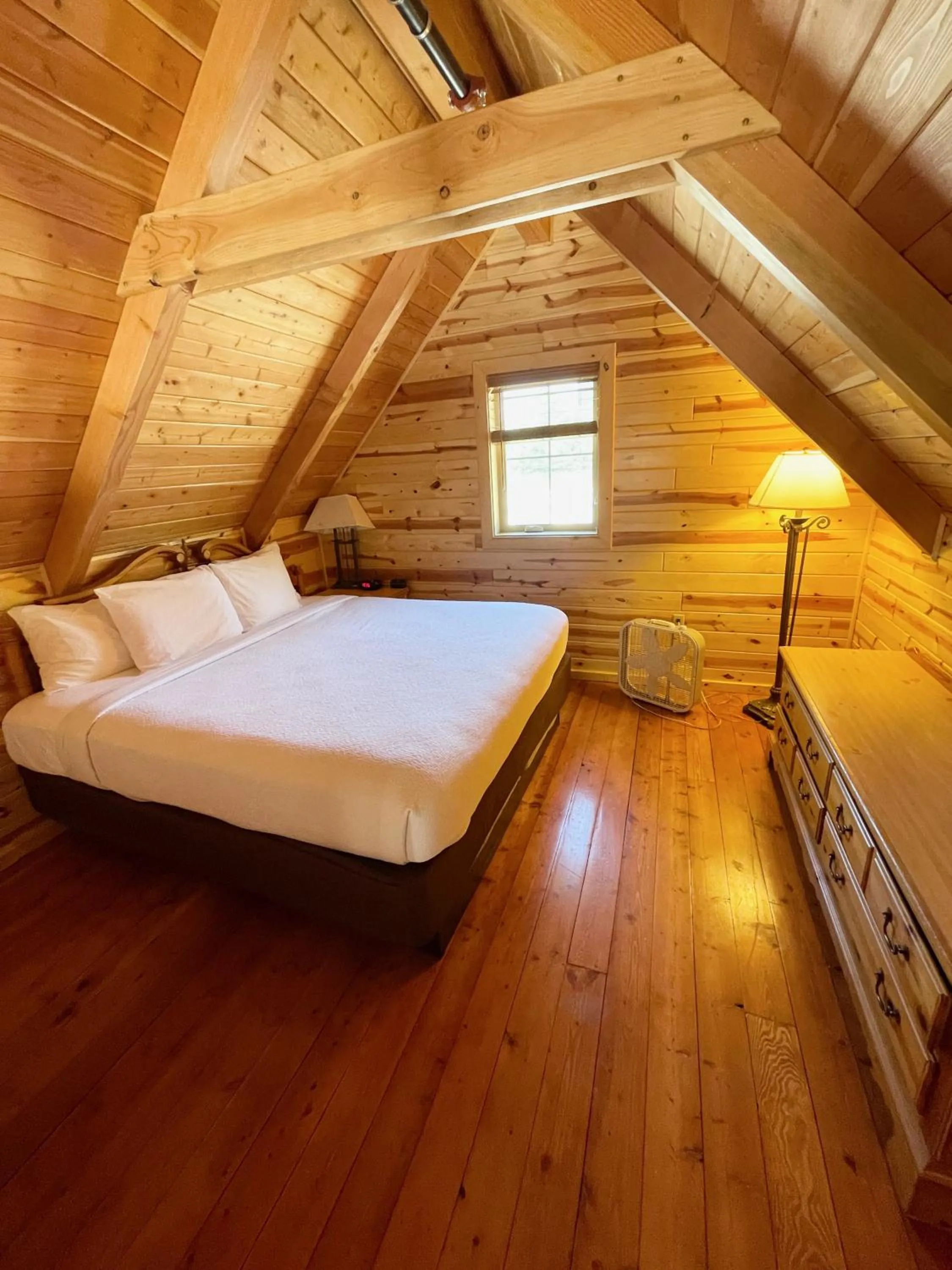 Bed in Cabins of Mackinac & Lodge