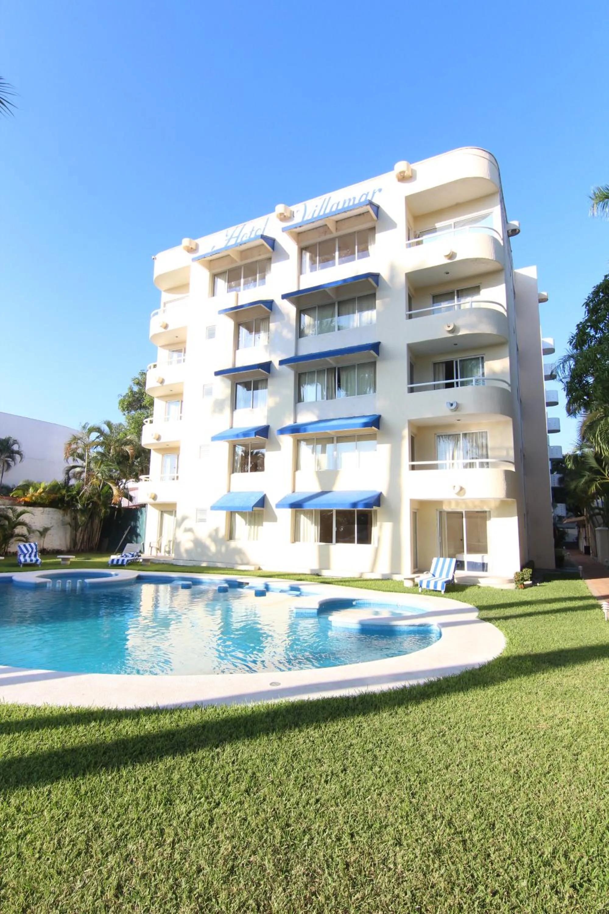 Property building in Hotel Villamar Princesa Suites