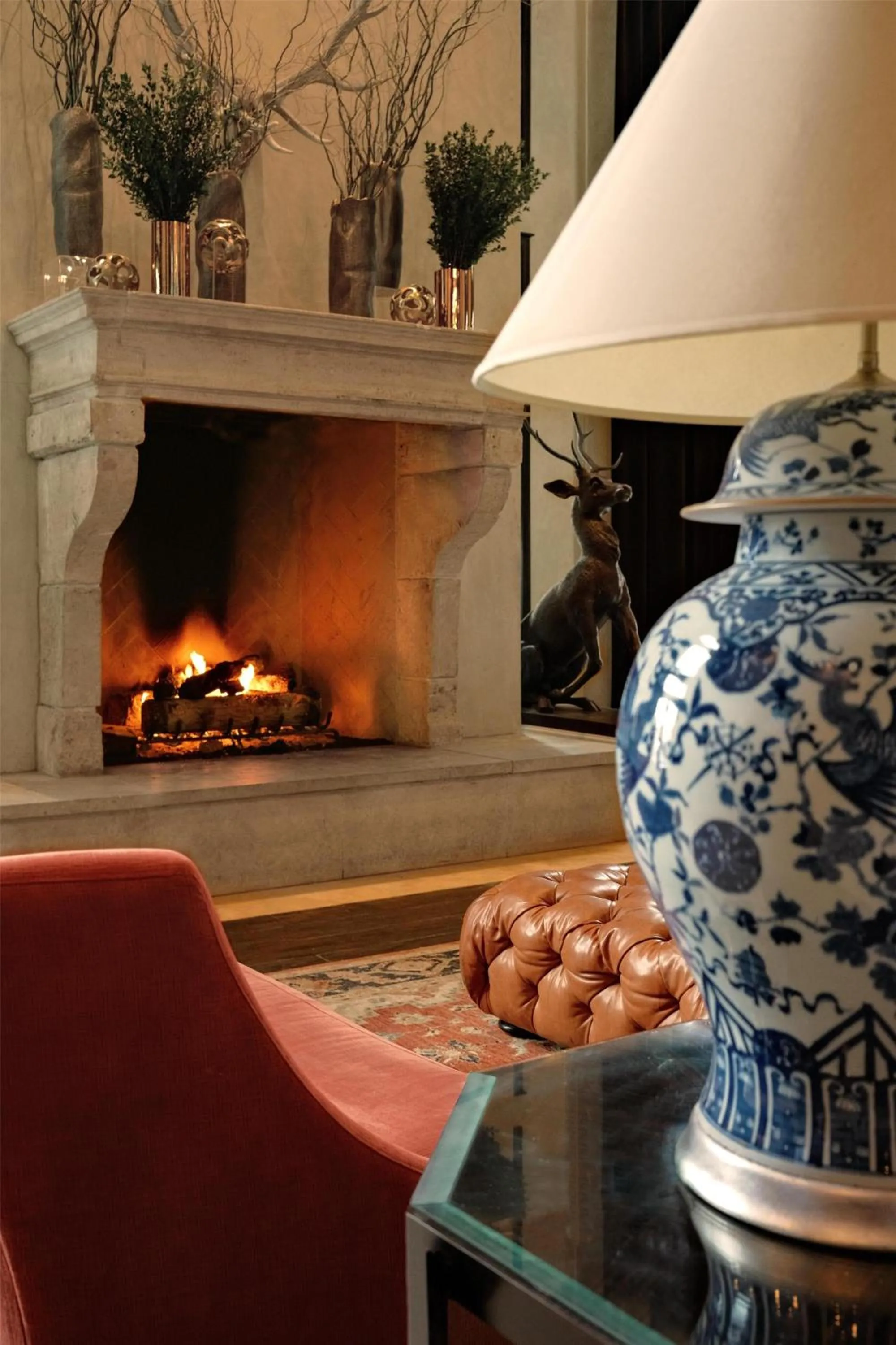 Living room in Waldorf Astoria Park City