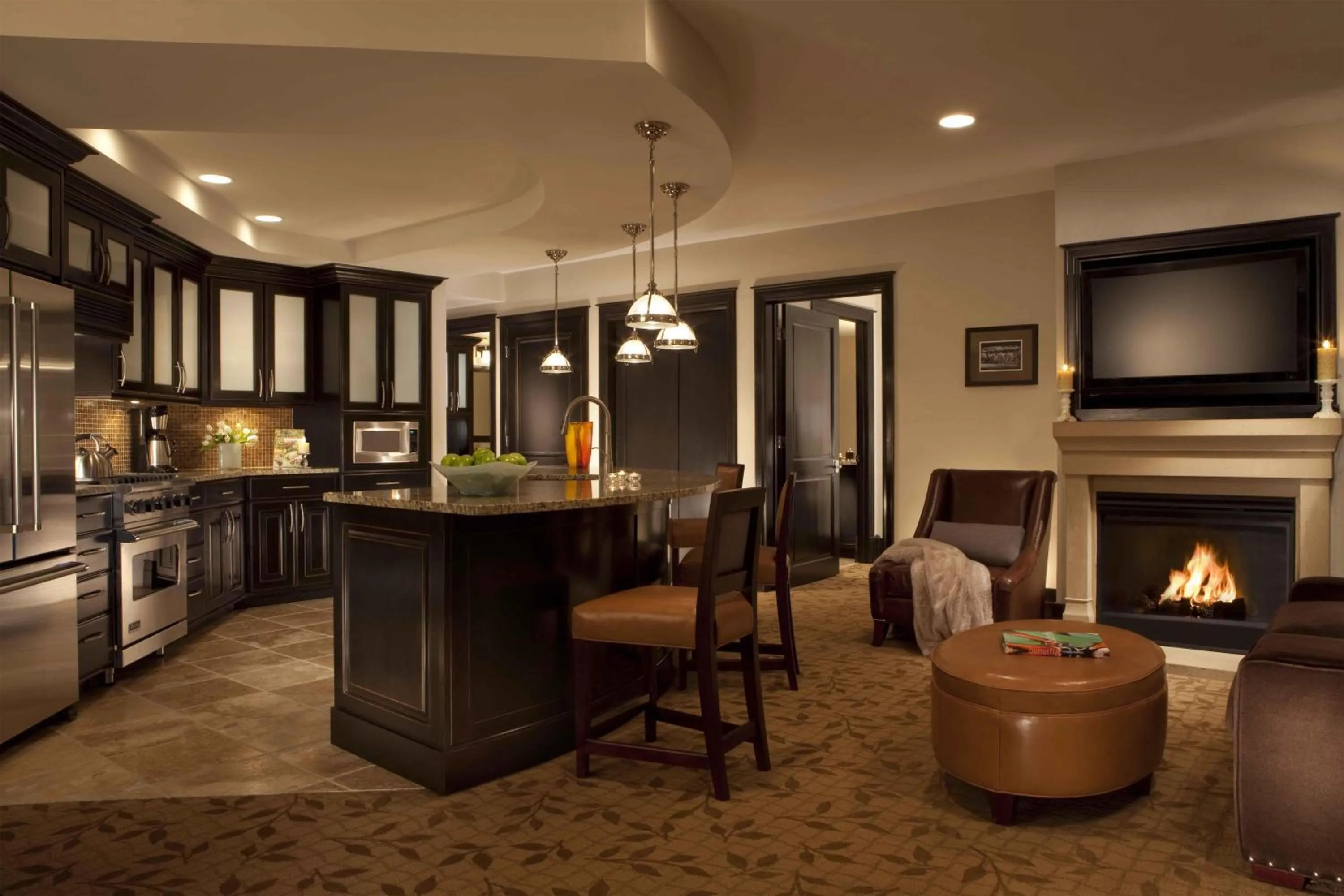 Living room in Waldorf Astoria Park City