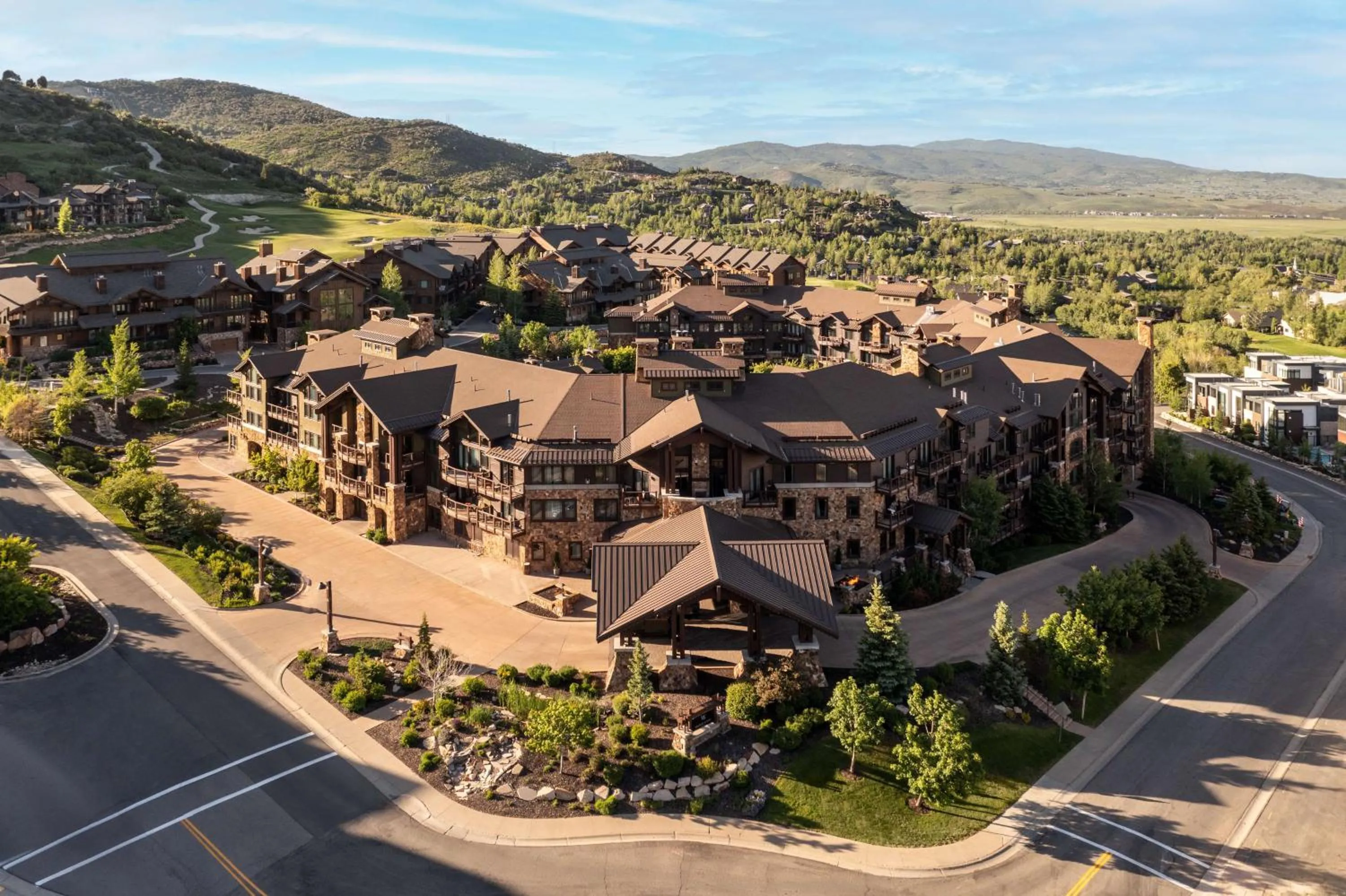 Property building in Waldorf Astoria Park City