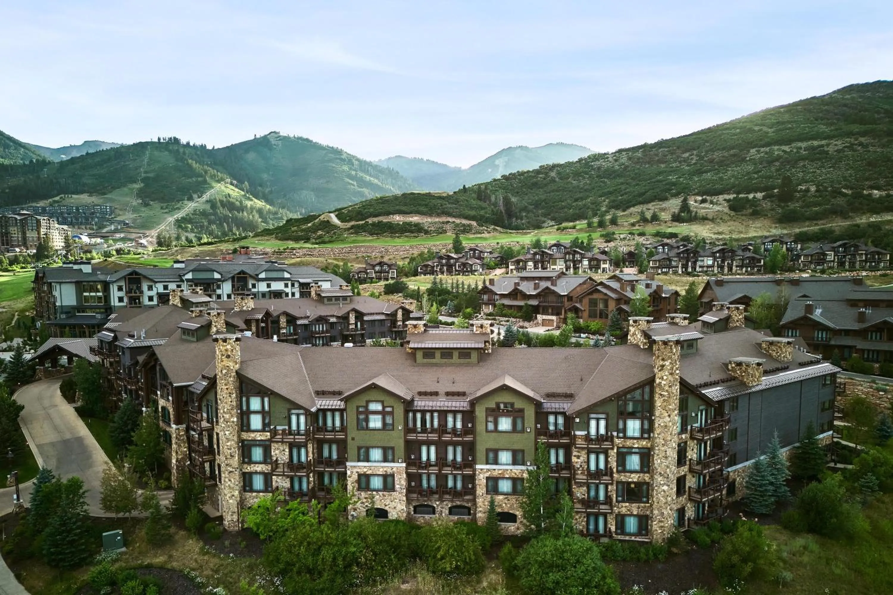 Property building in Waldorf Astoria Park City