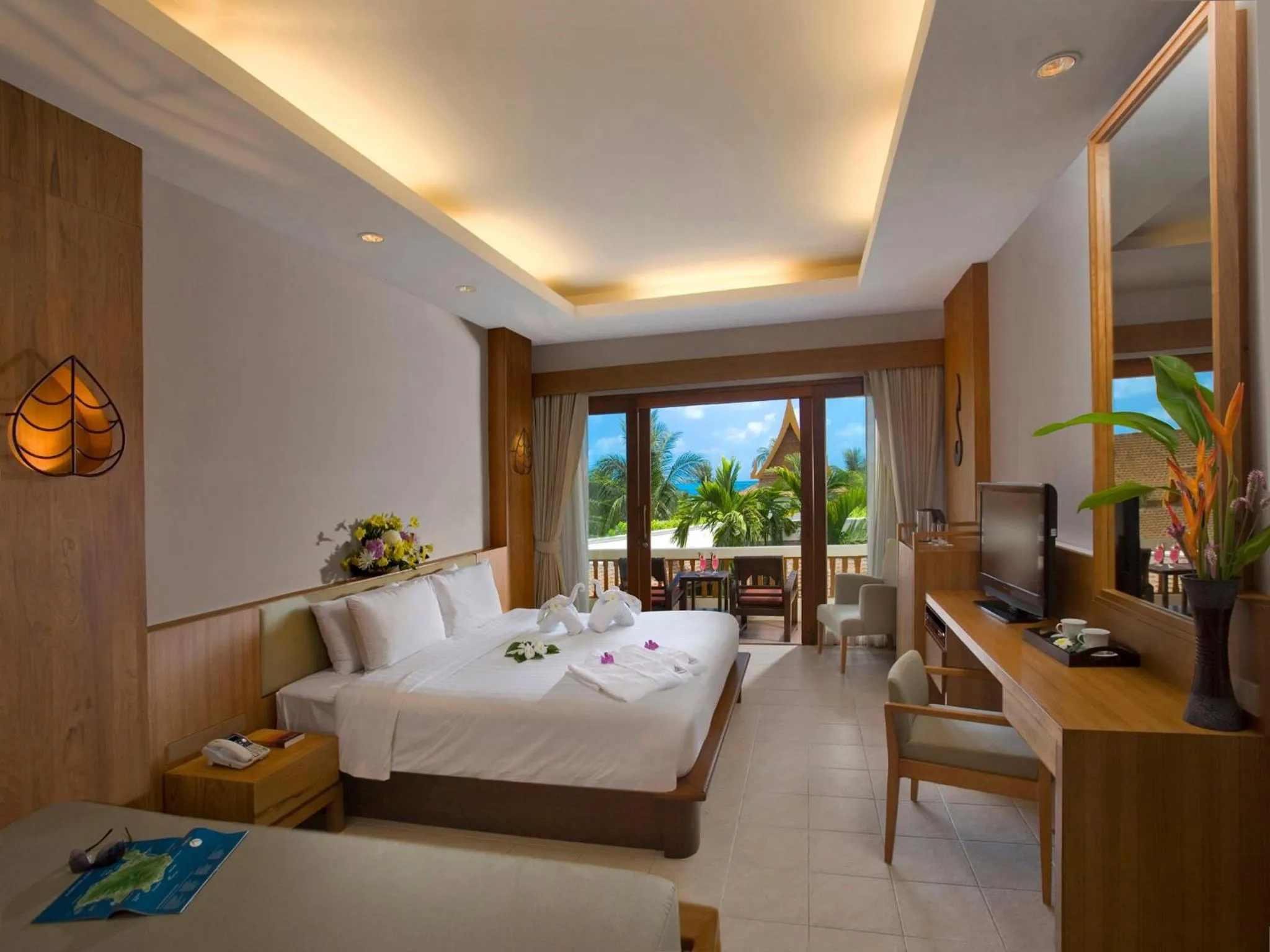 Photo of the whole room, Bed in Thai House Beach Resort