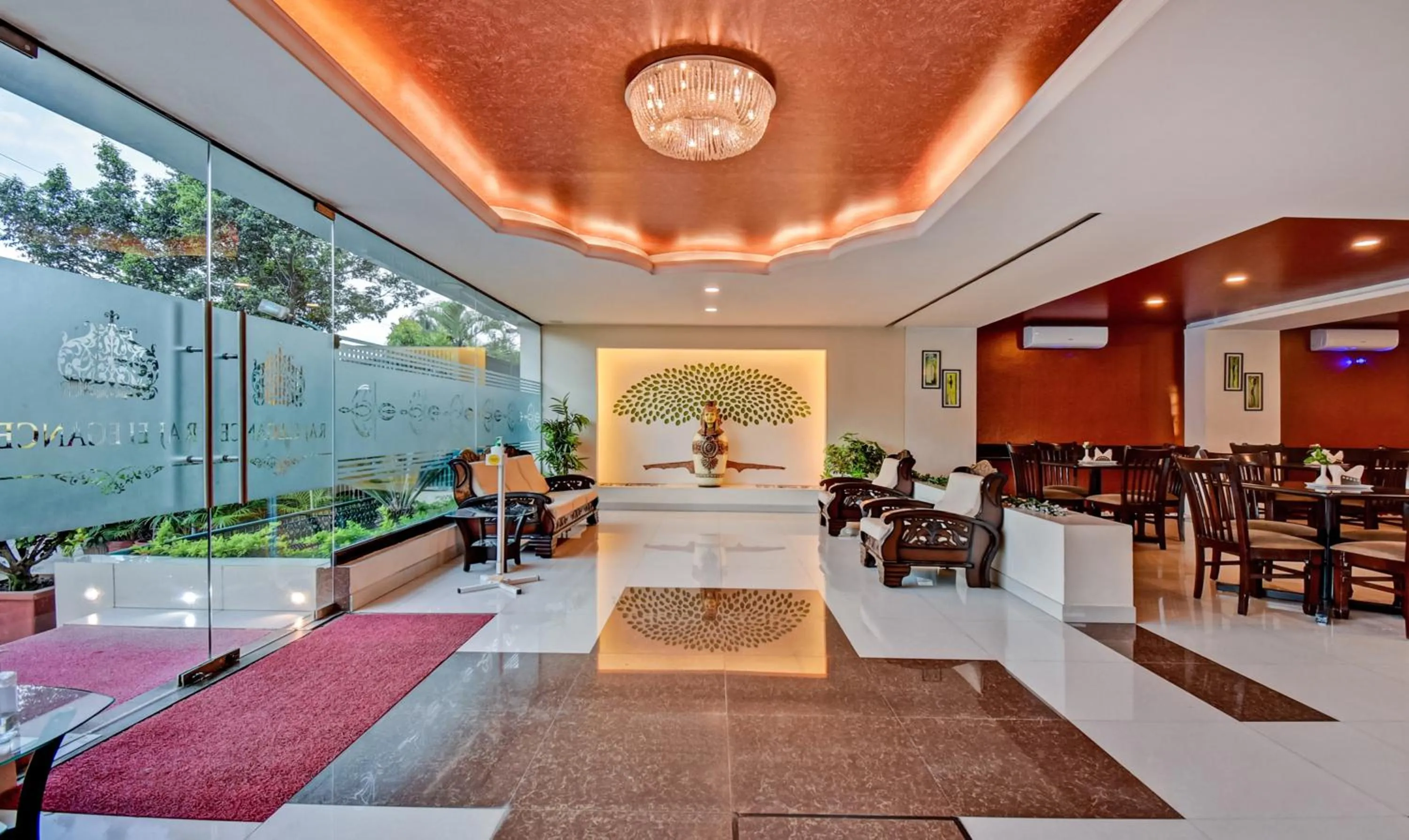 Lobby or reception in Treebo Raj Elegance Manyata Tech Park