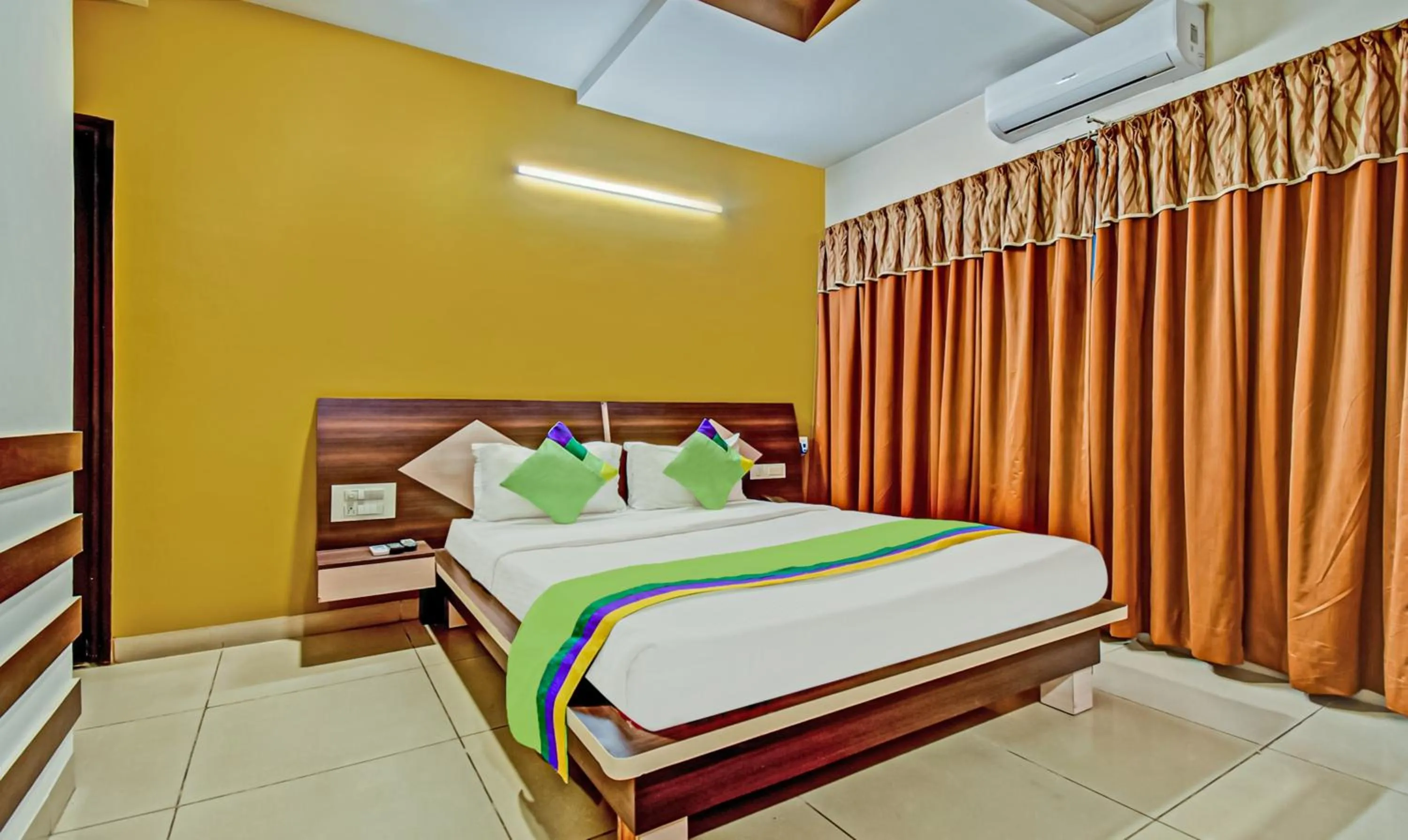Bedroom, Bed in Treebo Raj Elegance Manyata Tech Park