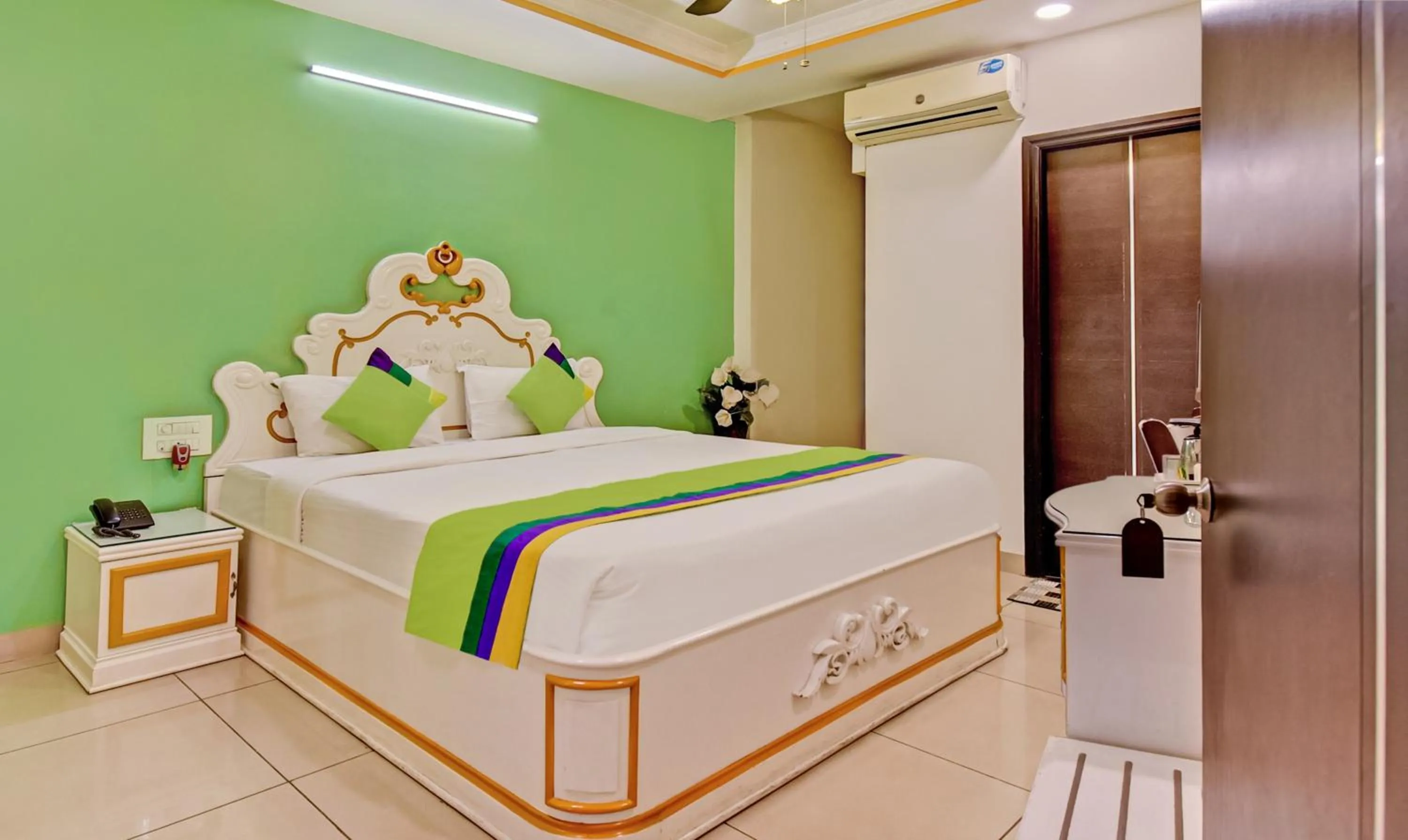 Bedroom, Bed in Treebo Raj Elegance Manyata Tech Park