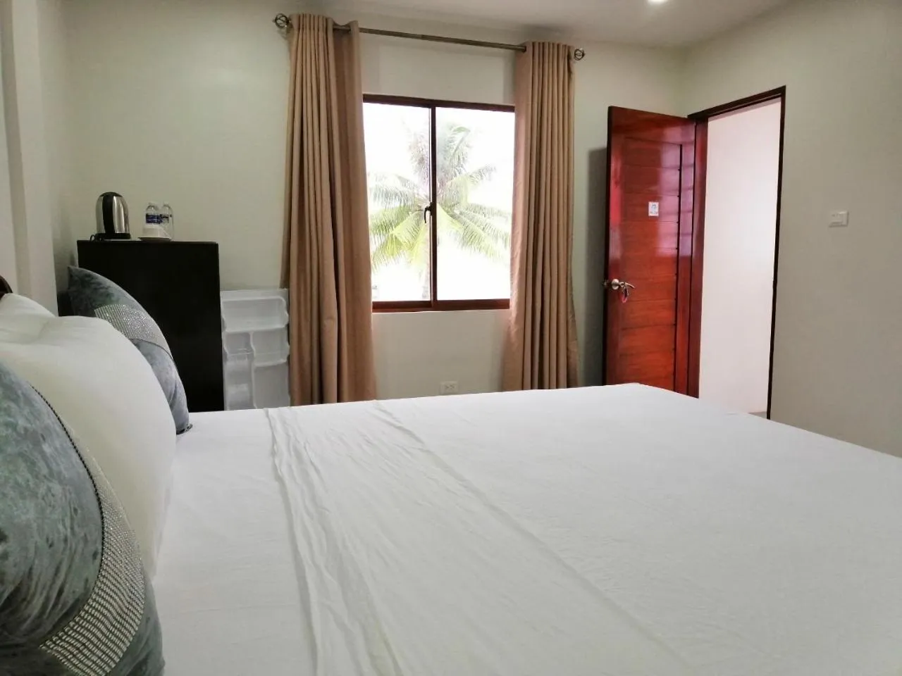 Nirvana Resort Puerto Galera