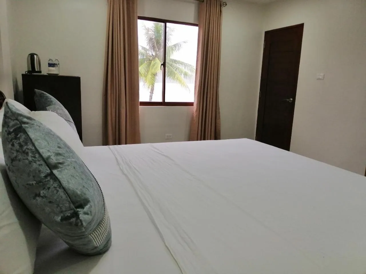 Nirvana Resort Puerto Galera