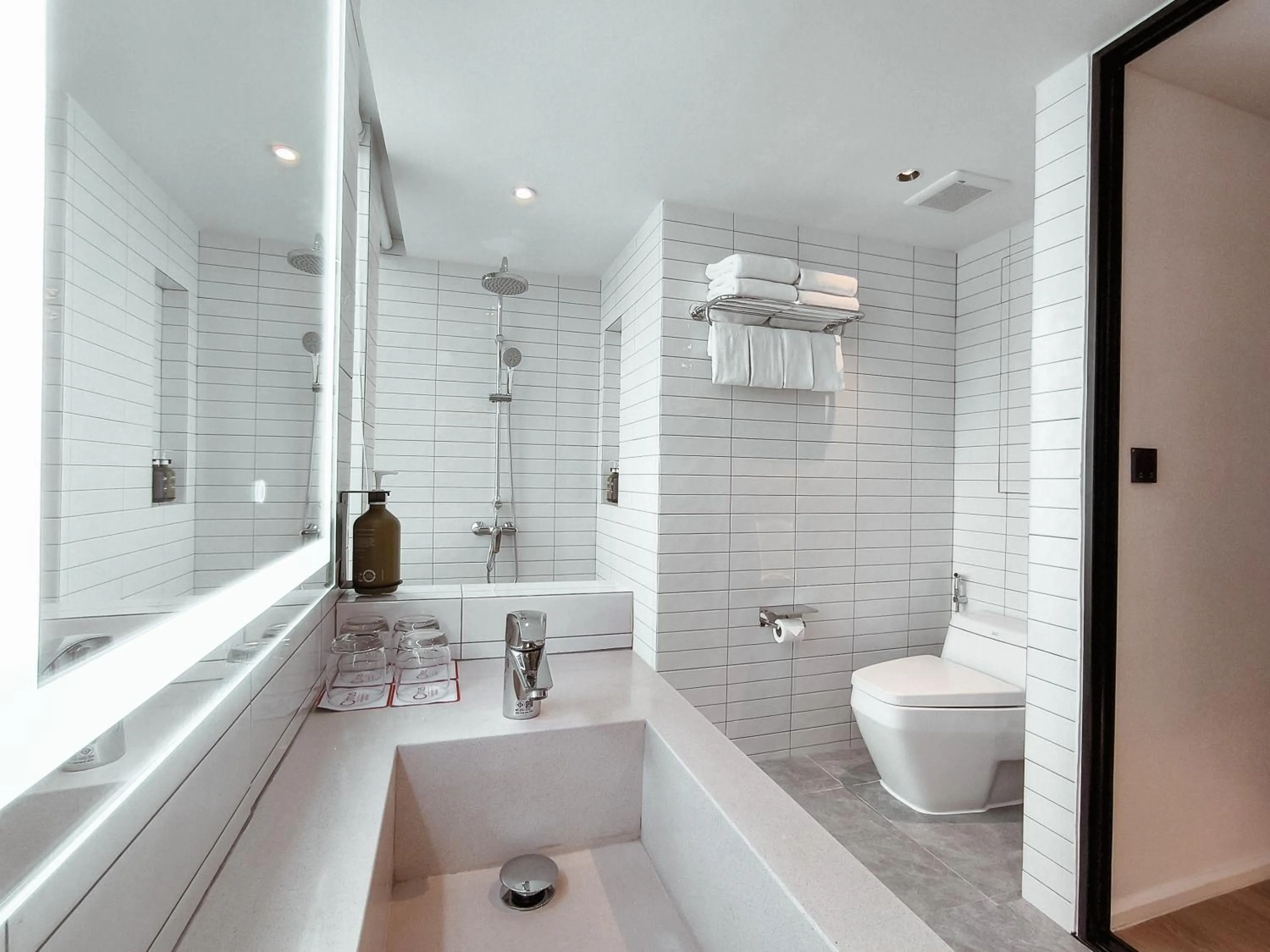 Bathroom in Citrus Sukhumvit 13 Nana Bangkok by Compass Hospitality - Newly Renovated