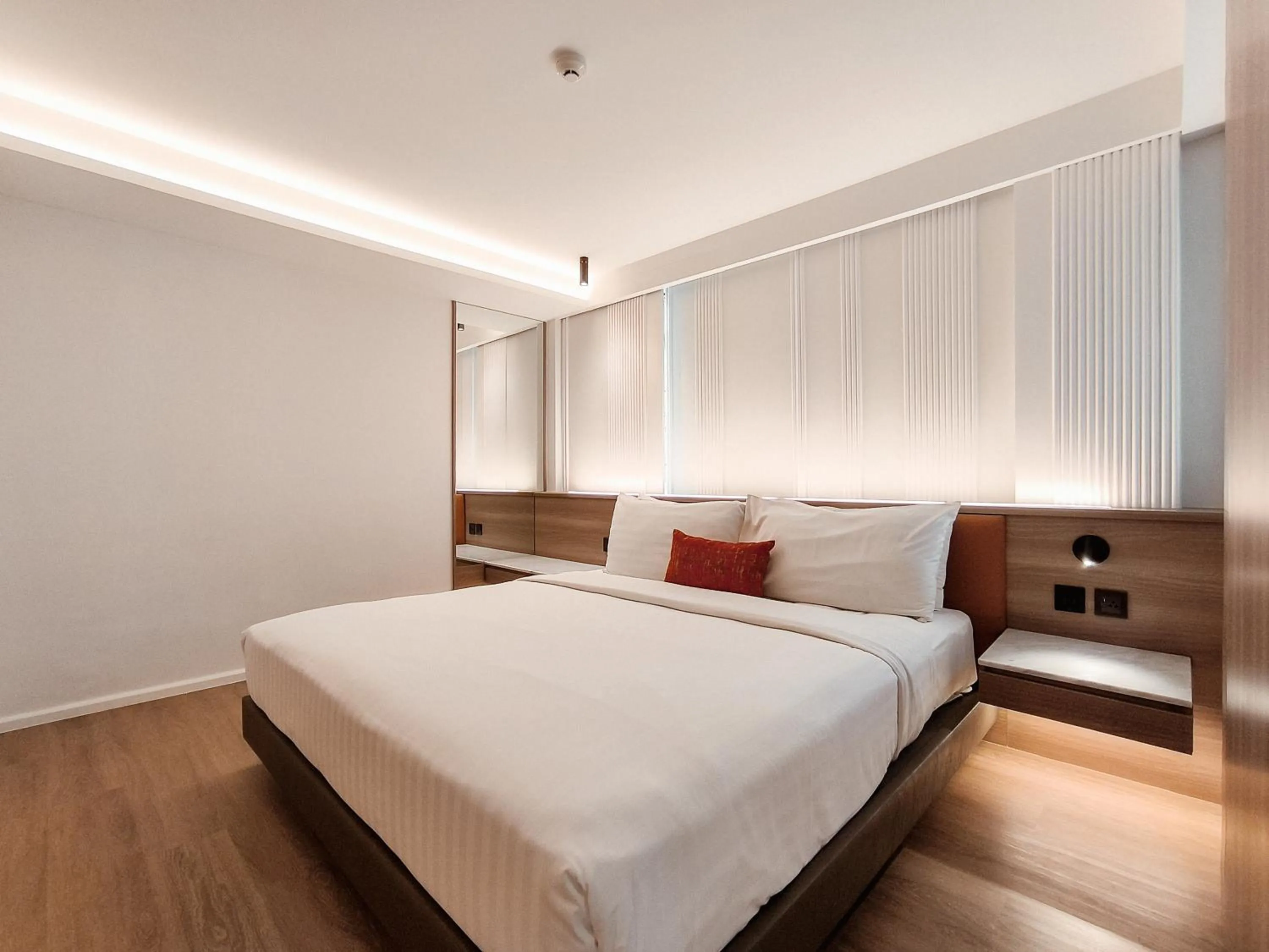 Bedroom, Bed in Citrus Sukhumvit 13 Nana Bangkok by Compass Hospitality - Newly Renovated