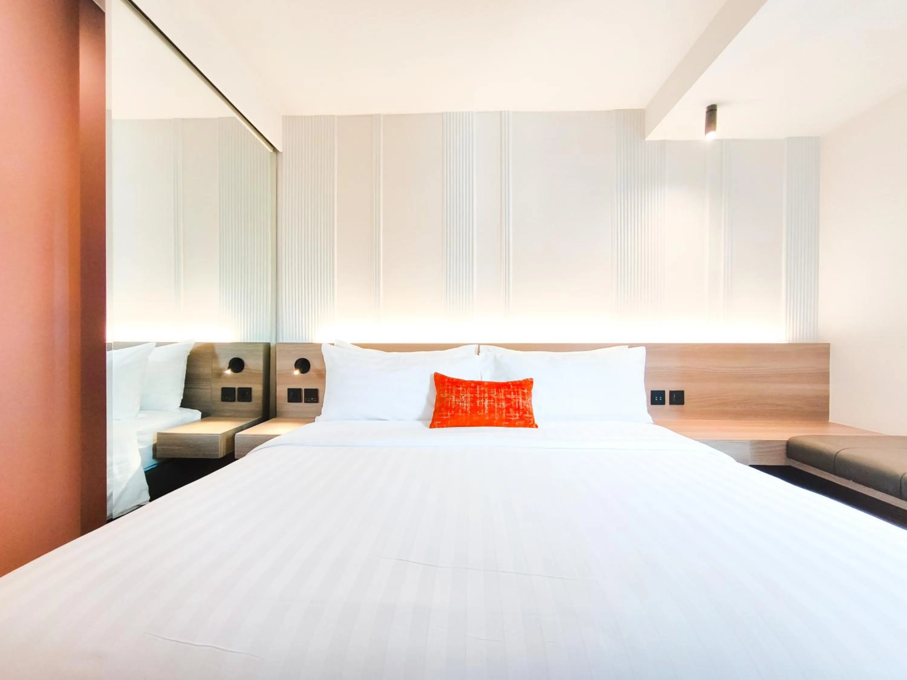 Bed in Citrus Sukhumvit 13 Nana Bangkok by Compass Hospitality - Newly Renovated