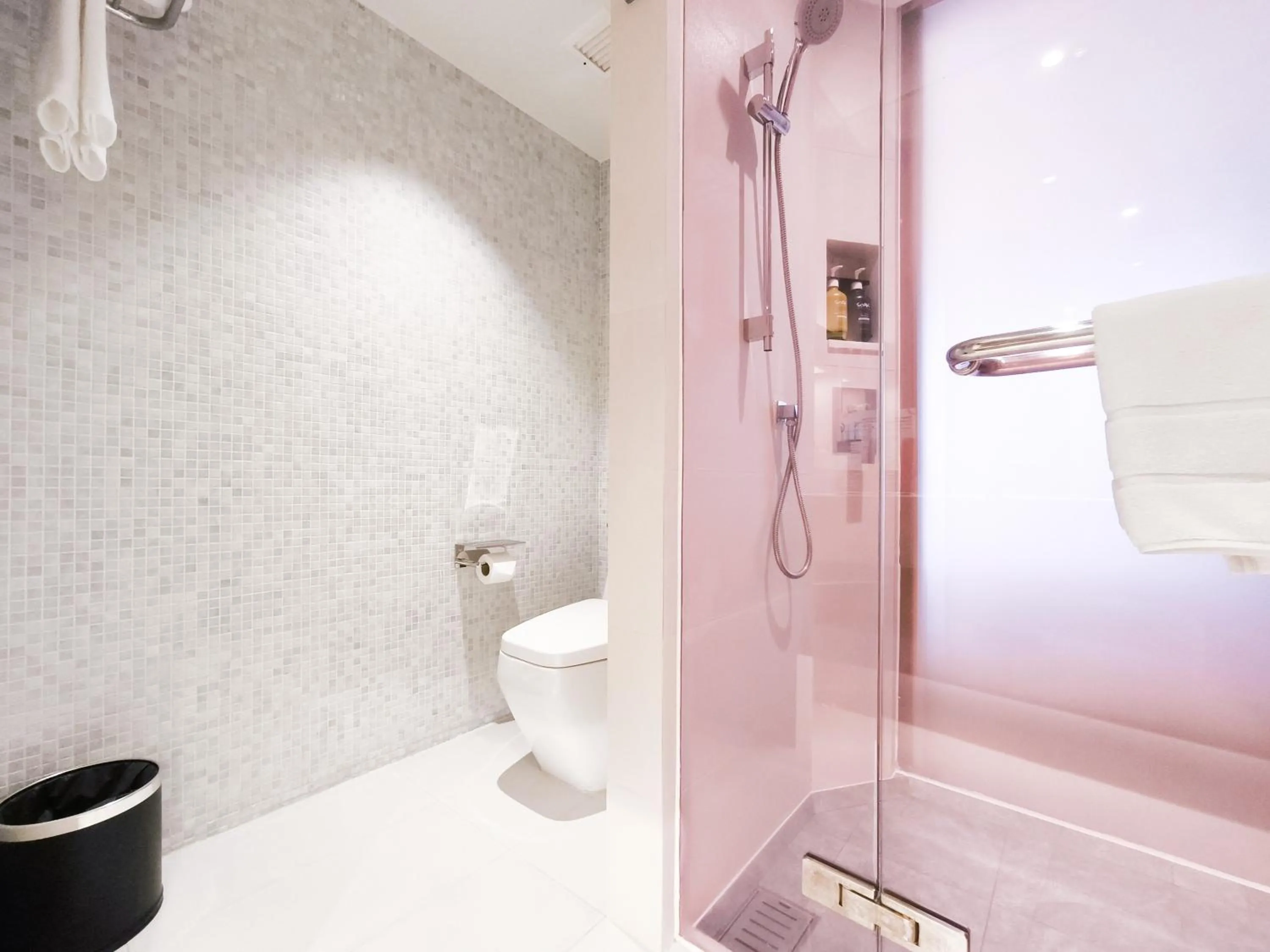 Bathroom in Citrus Sukhumvit 13 Nana Bangkok by Compass Hospitality - Newly Renovated