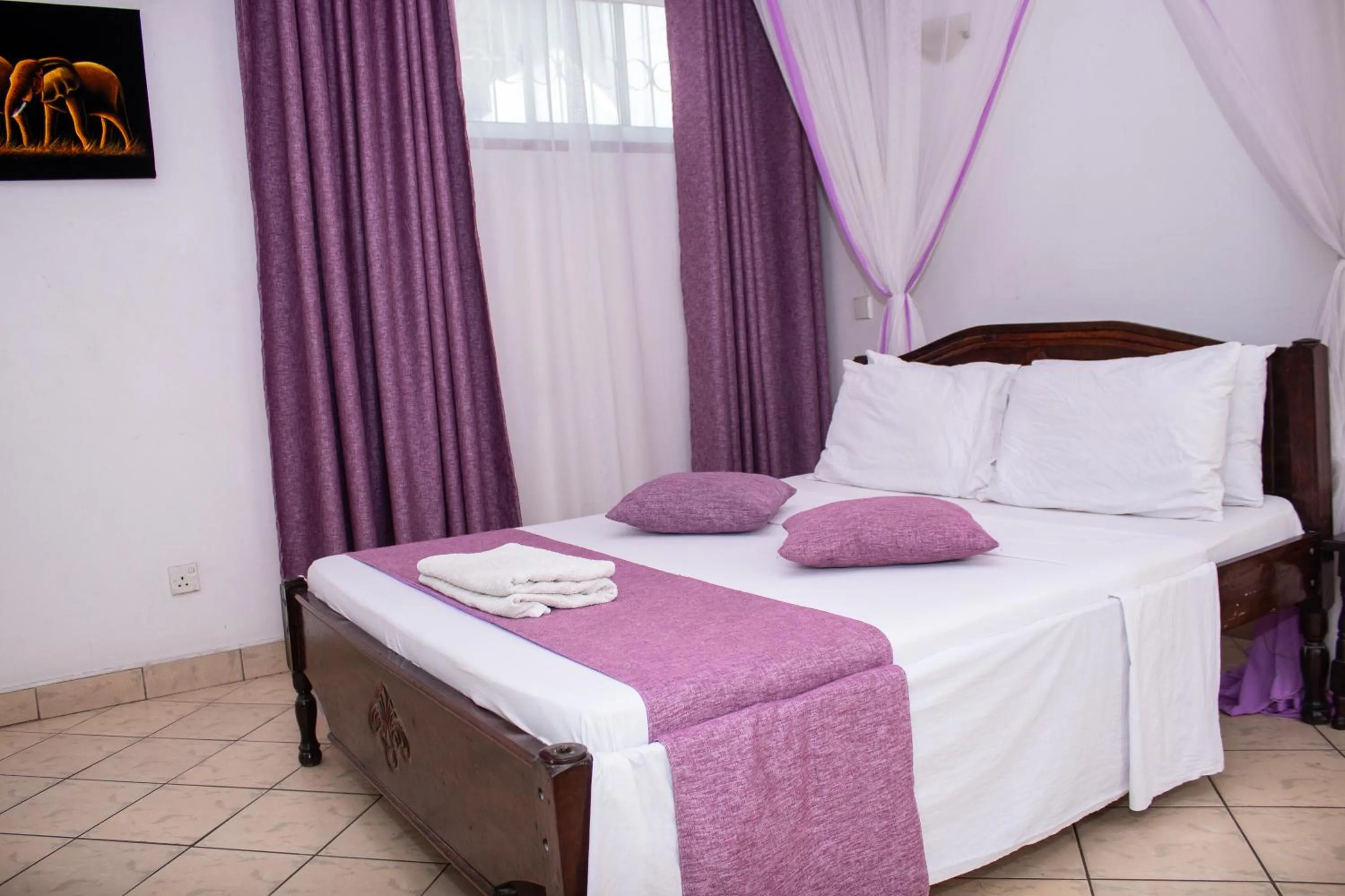 Bed in Hotel Windsor-Mombasa