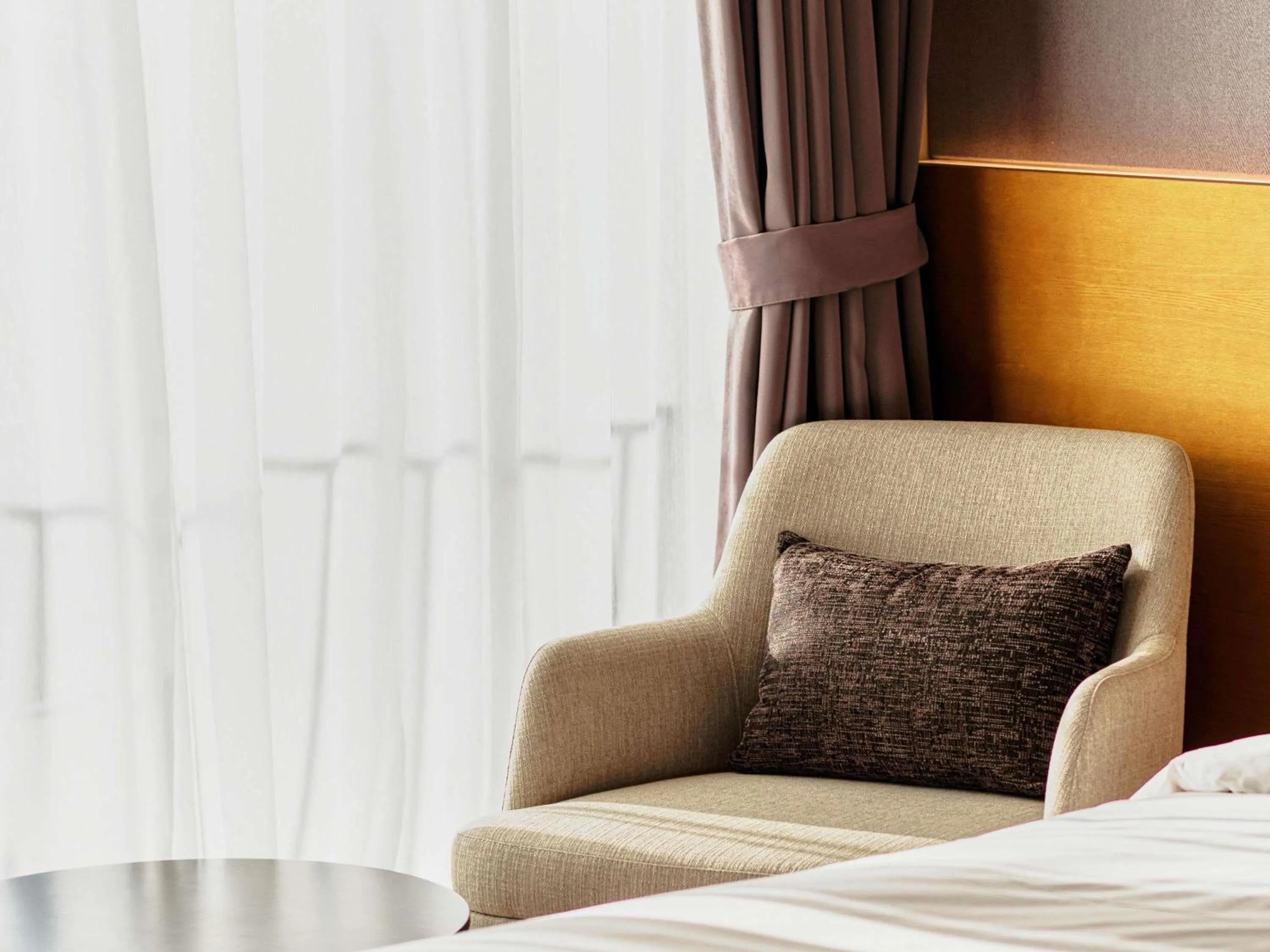 Bedroom, Bed in Mercure Ambassador Jeju