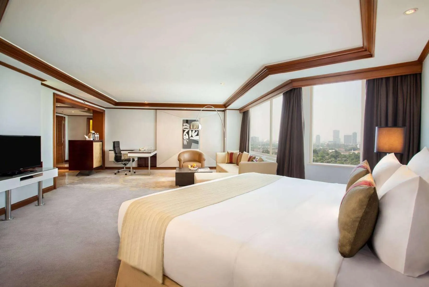 Photo of the whole room, Bed in Wyndham Casablanca Jakarta