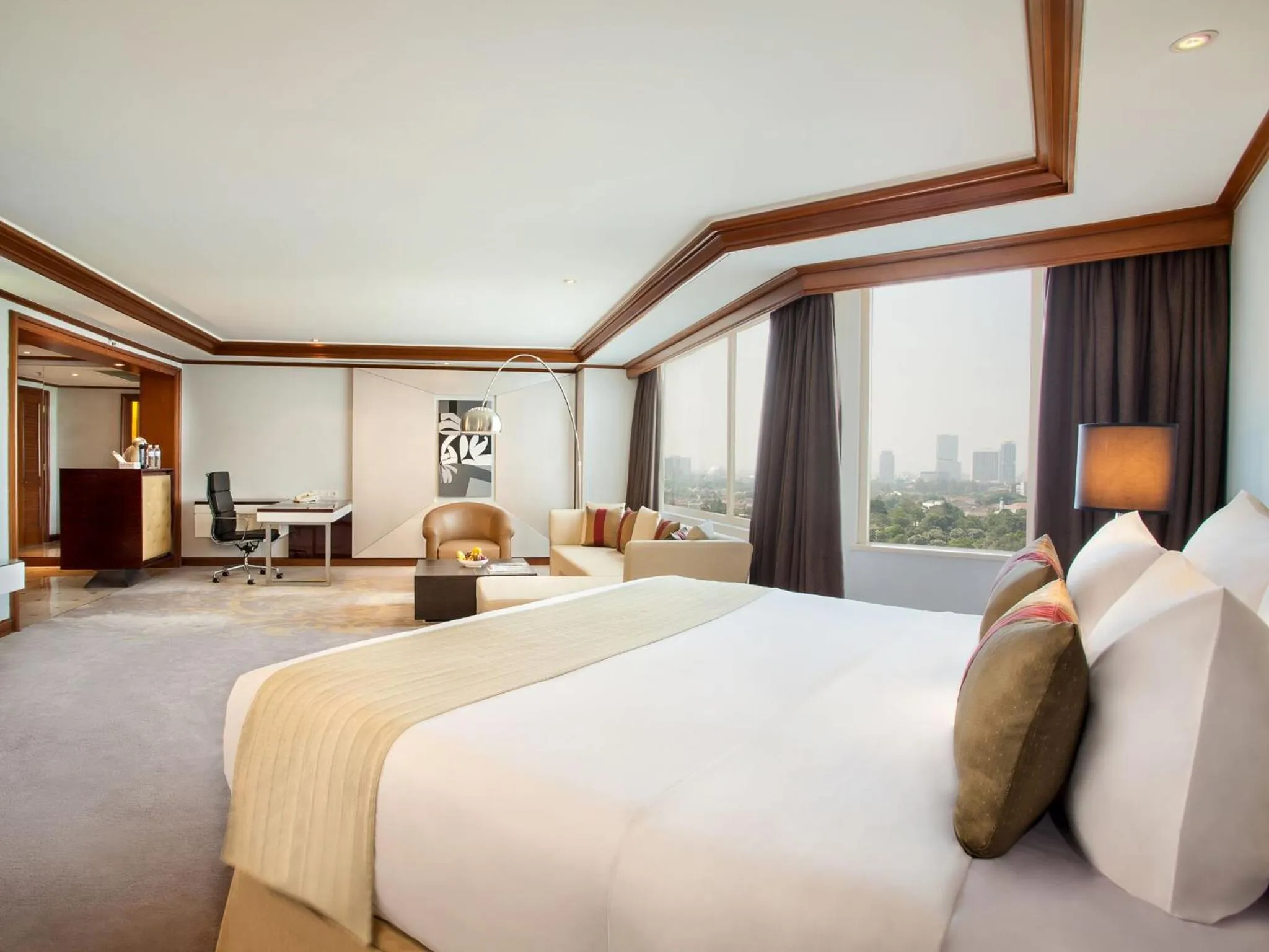 Photo of the whole room, Bed in Wyndham Casablanca Jakarta