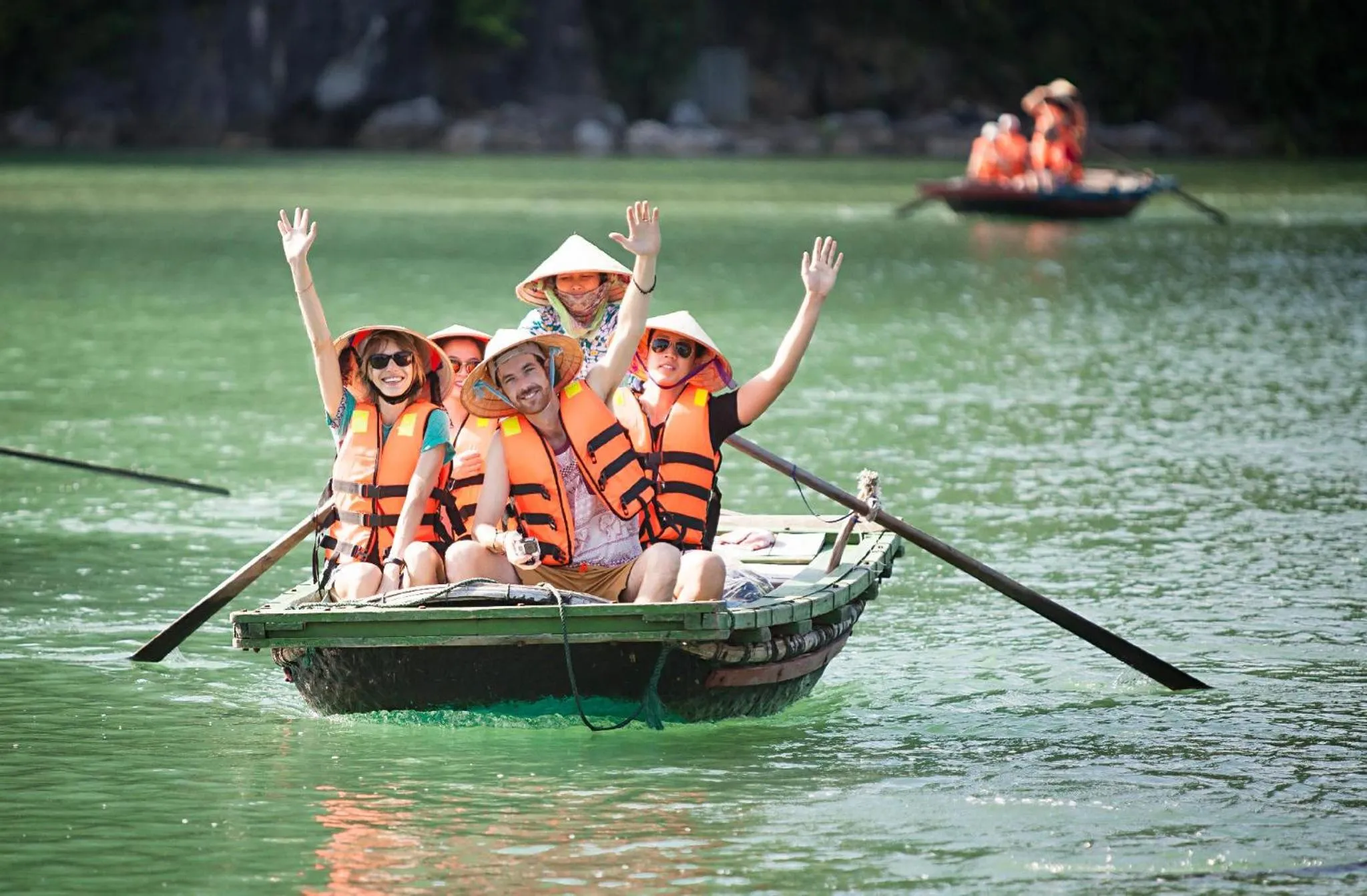 Day in Bhaya Halong Cruises