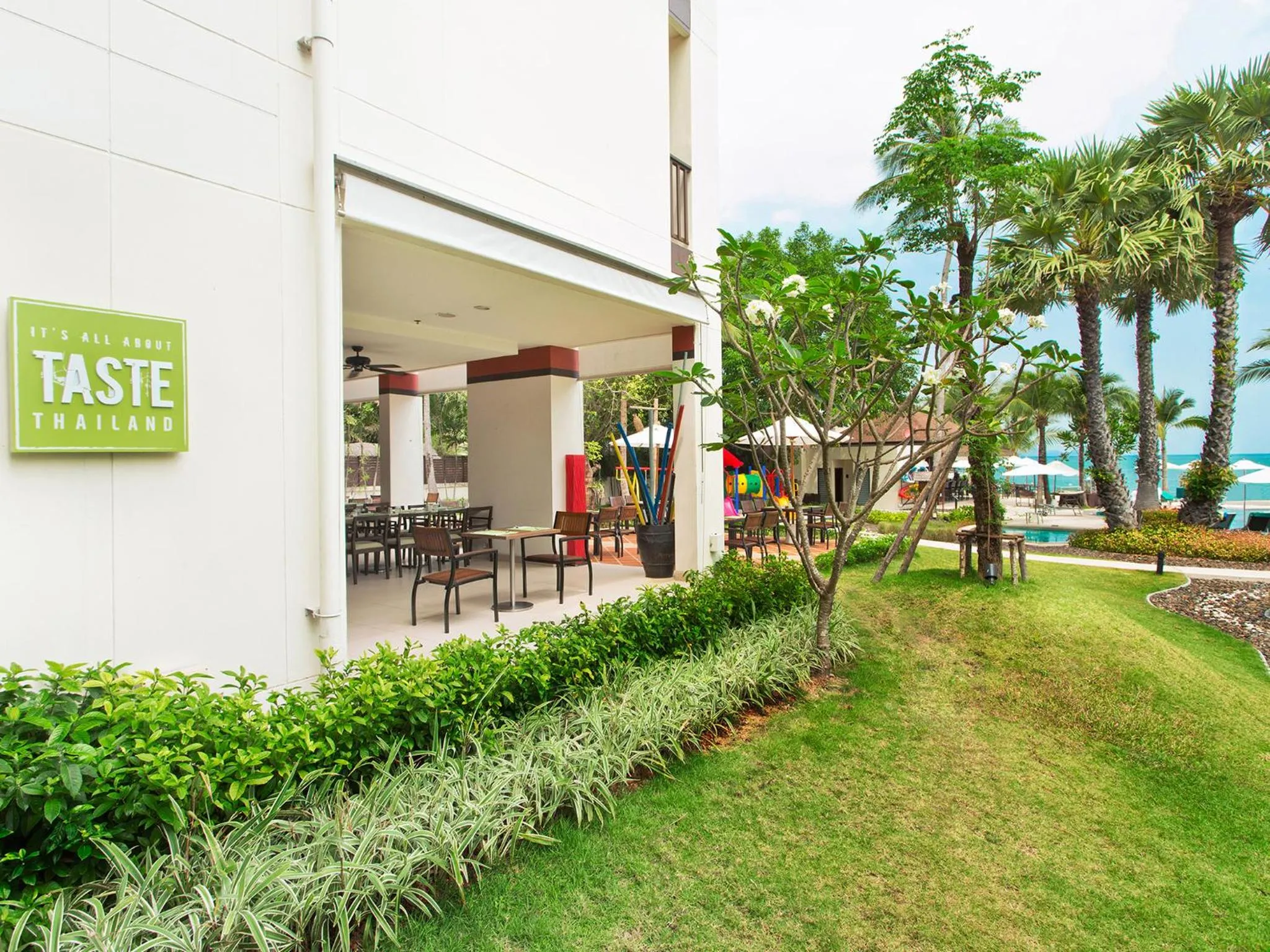 Restaurant/places to eat in ibis Samui Bophut Hotel