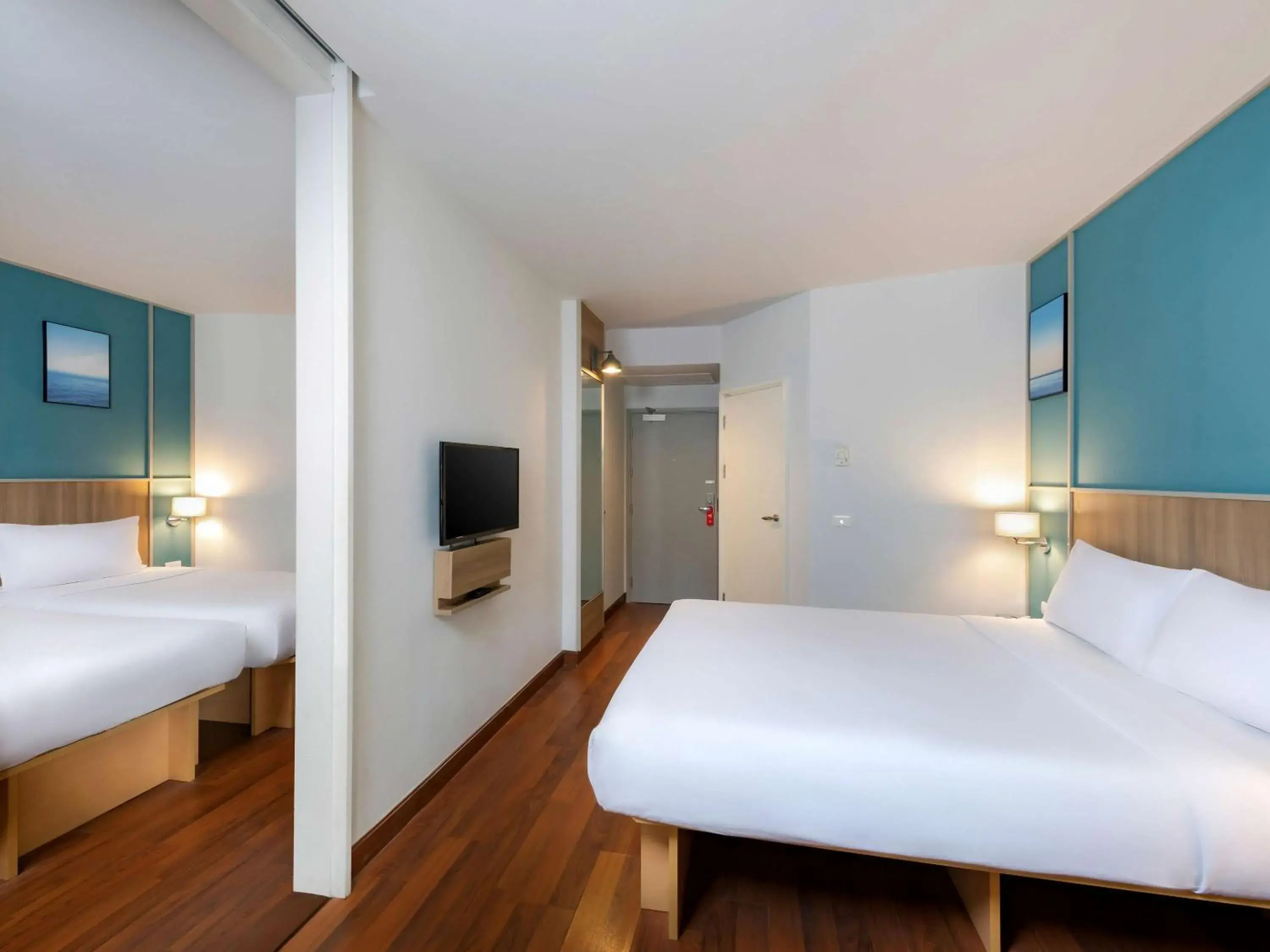 Family Connecting Room in Hotel Ibis Samui Bophut Family Connecting Room in Hotel Ibis Samui Bophut