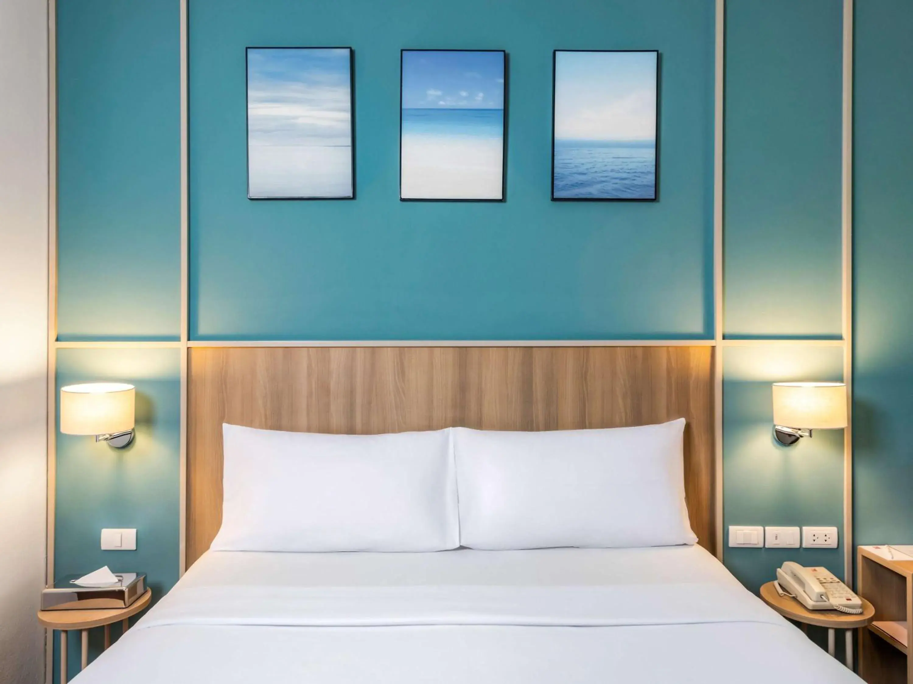 Suite with One Double Bed and Sofa in Hotel Ibis Samui Bophut Suite with One Double Bed and Sofa in Hotel Ibis Samui Bophut