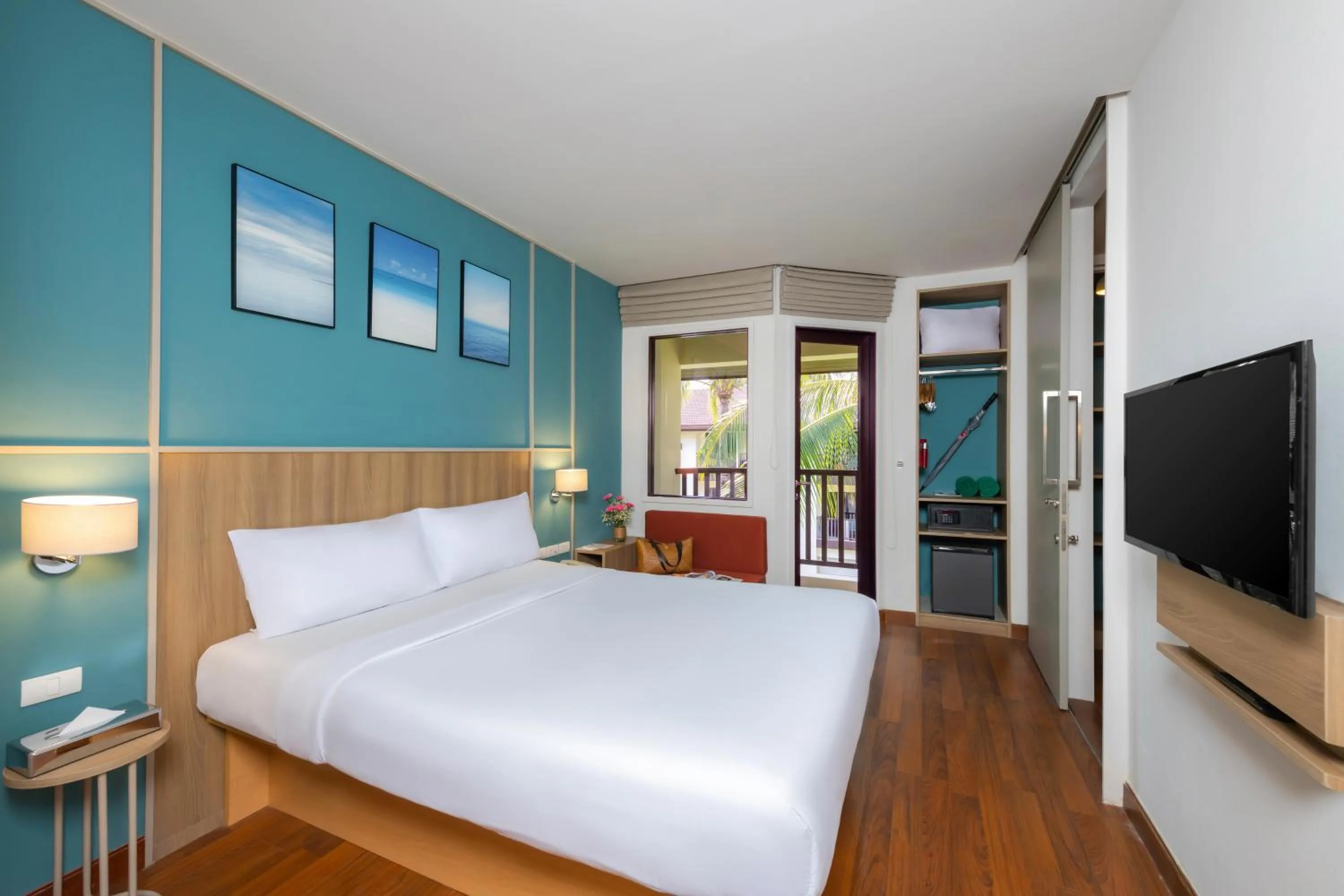 Guests, Bed in ibis Samui Bophut Hotel