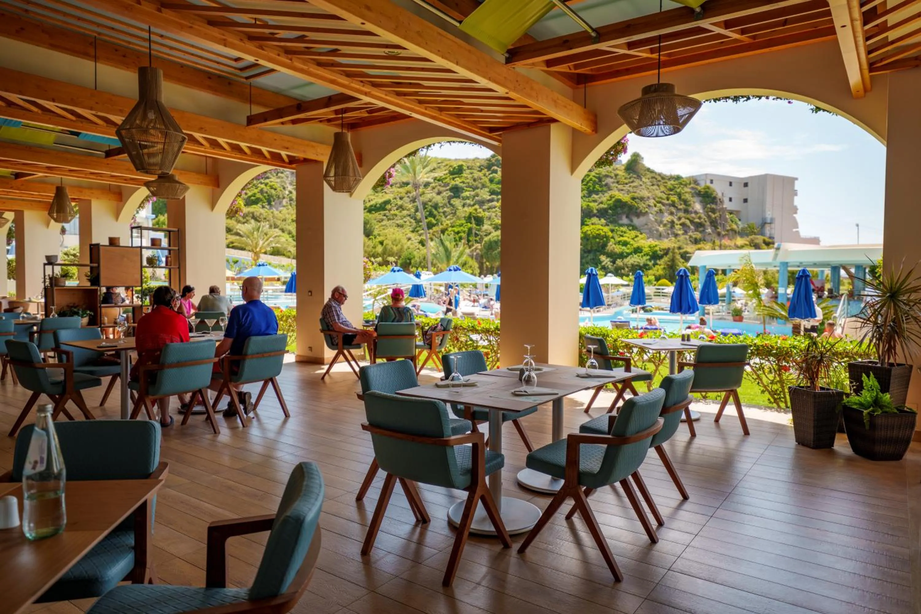 Restaurant/places to eat in Atrium Platinum Resort & Spa