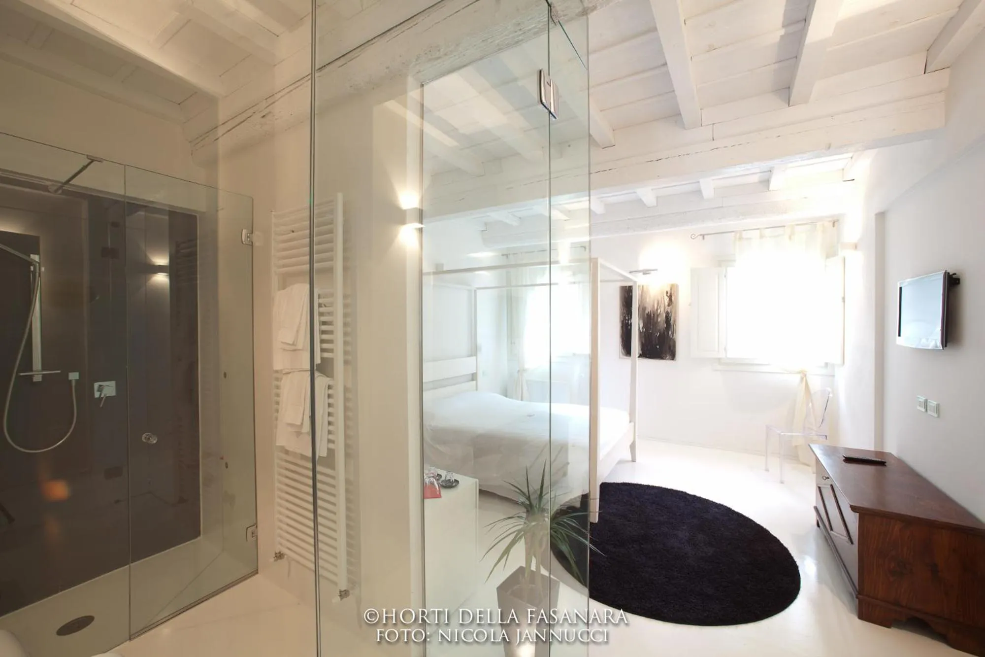 Photo of the whole room, Bed in Horti Della Fasanara