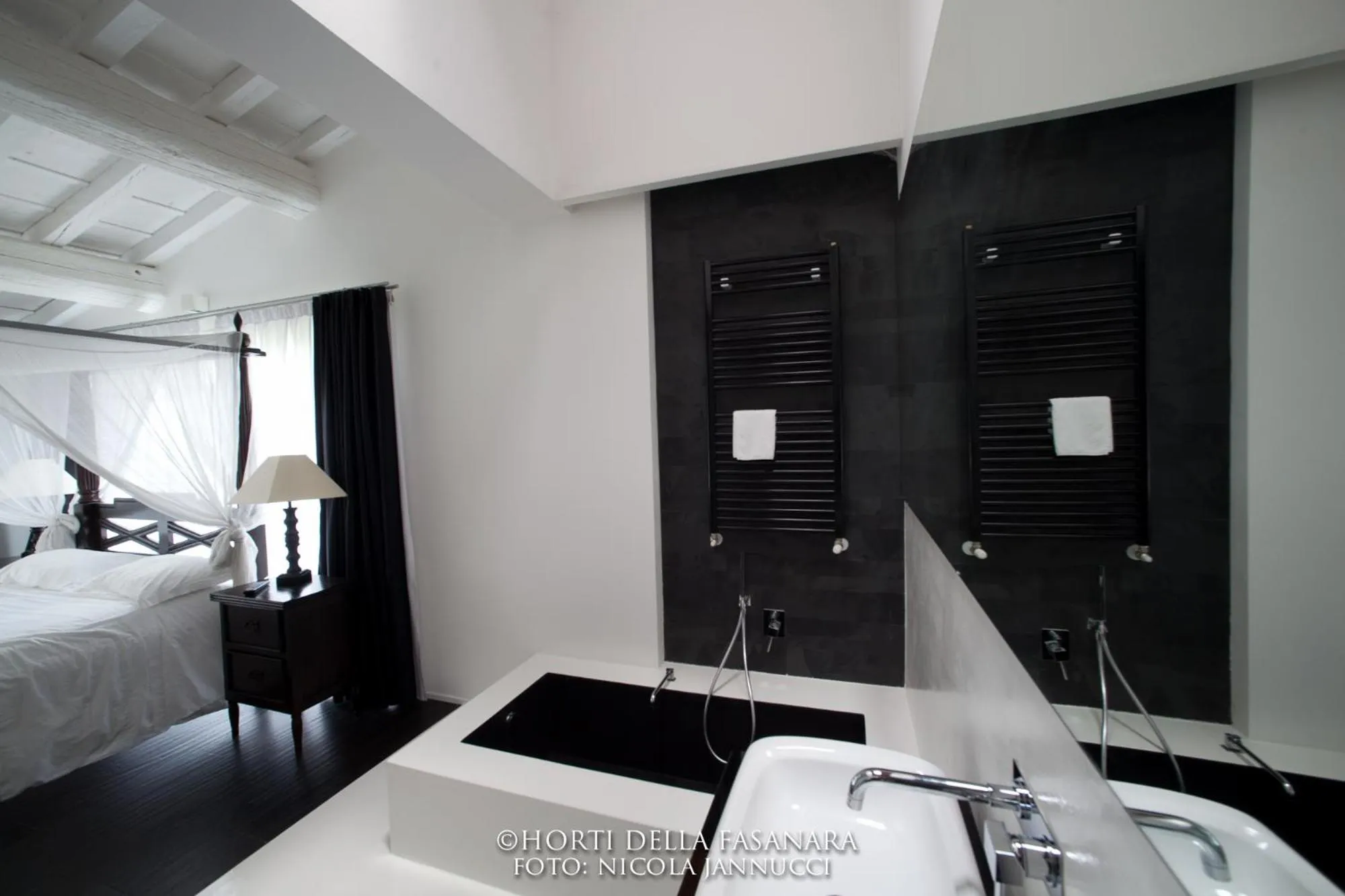 Bathroom, Bed in Horti Della Fasanara