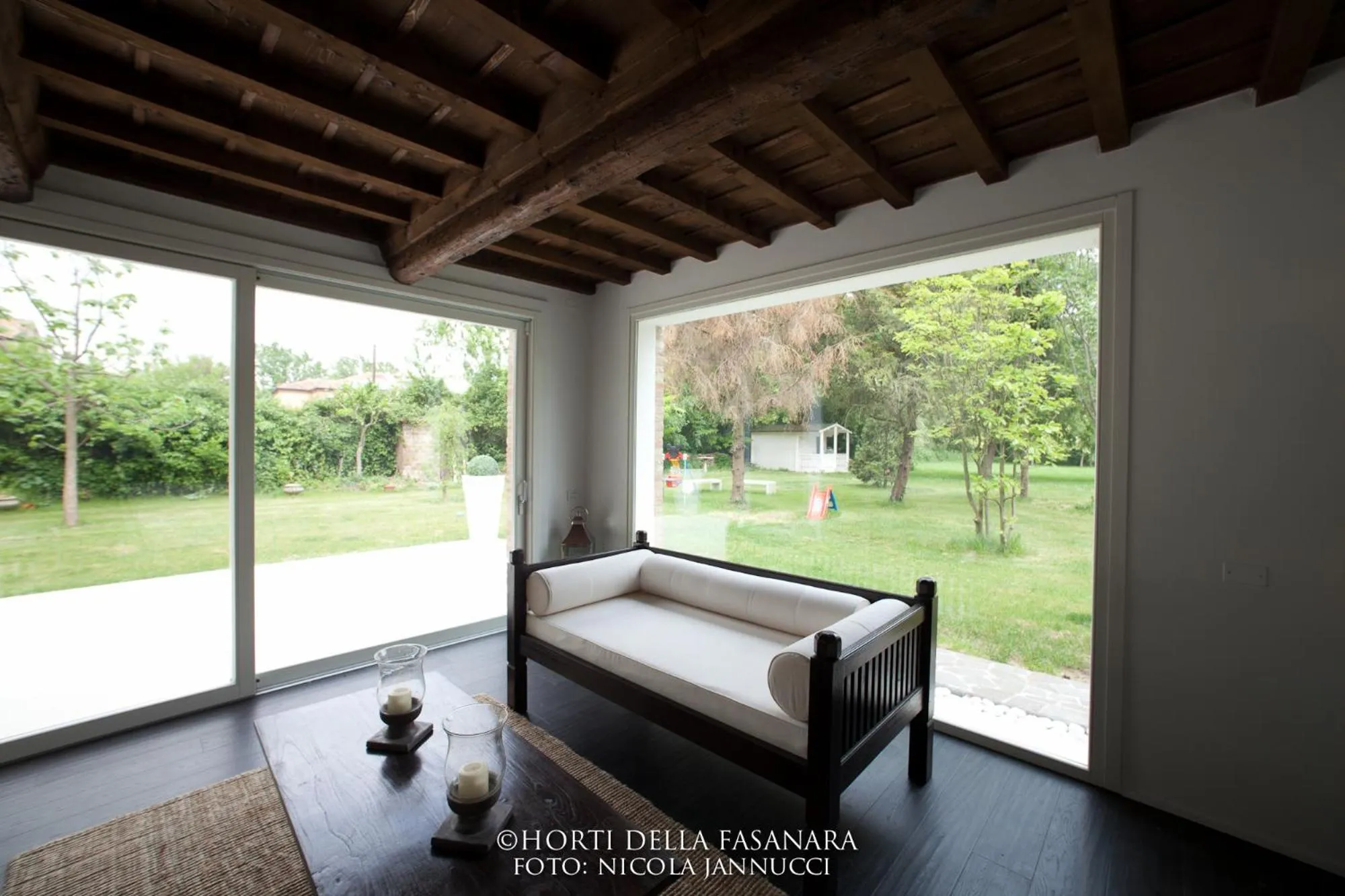 Communal lounge/ TV room in Horti Della Fasanara