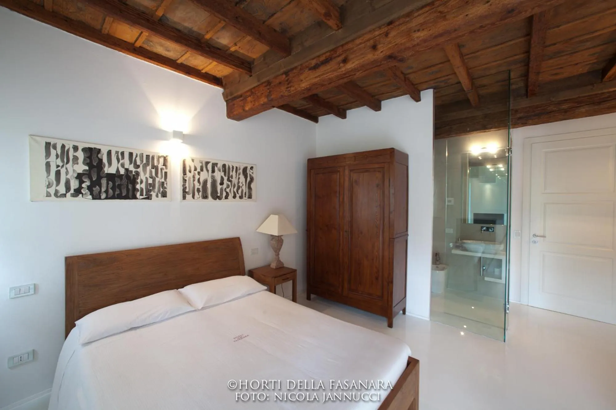 Bathroom, Bed in Horti Della Fasanara