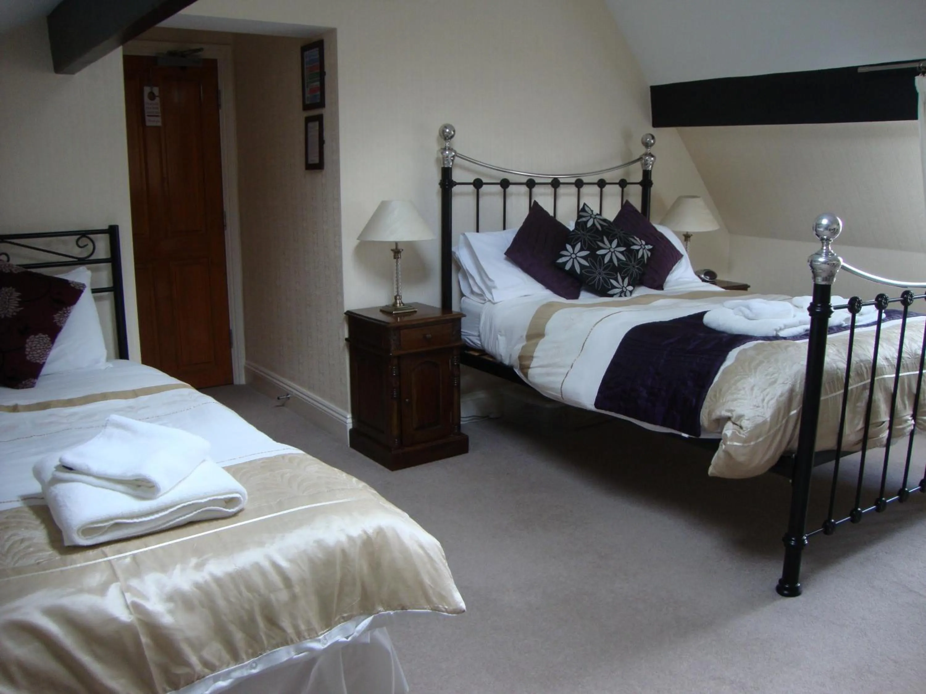 Bedroom, Bed in Ascot House