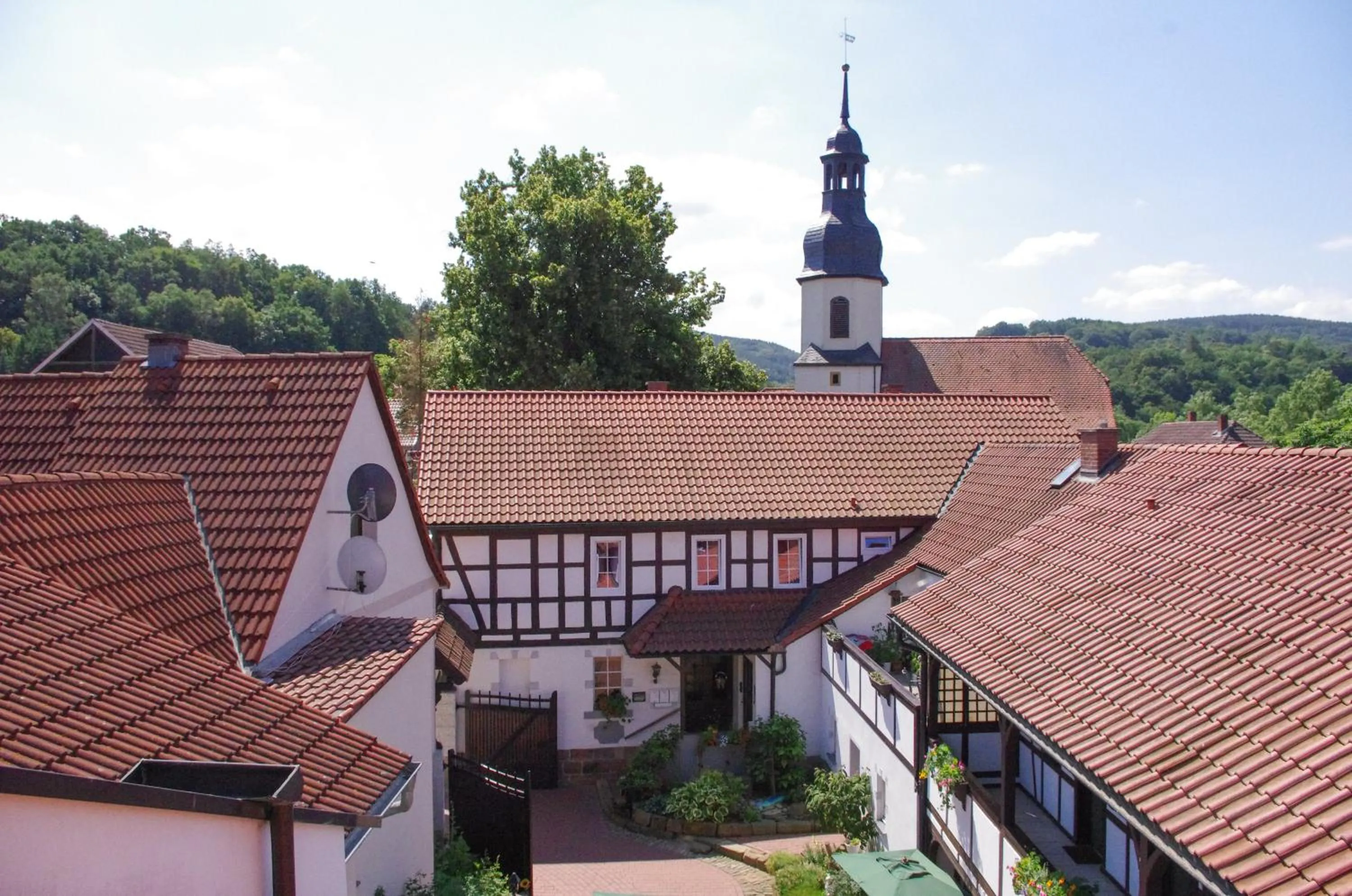 Property building in Landhotel & Restaurant Kains Hof