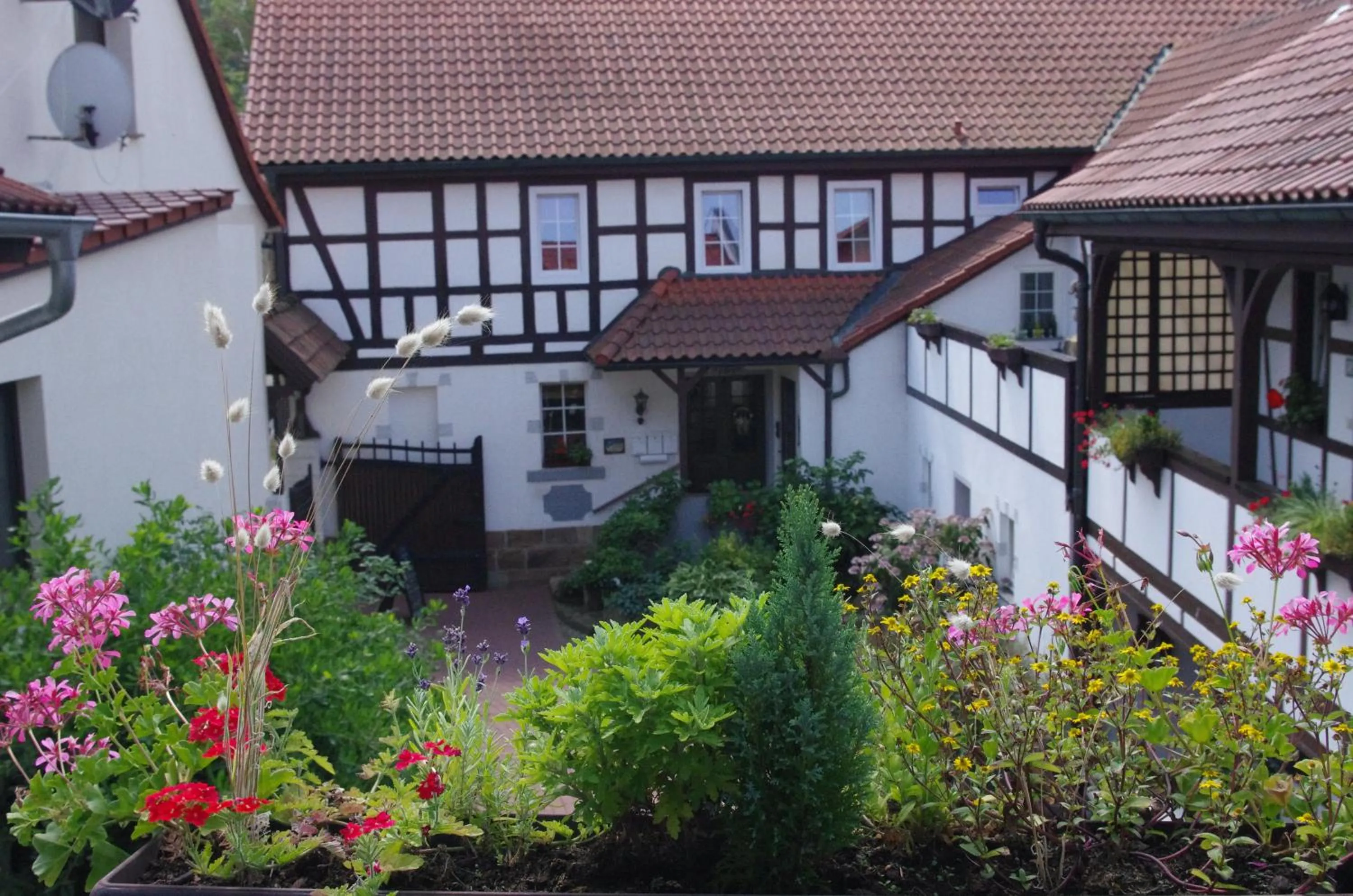 Property building in Landhotel & Restaurant Kains Hof