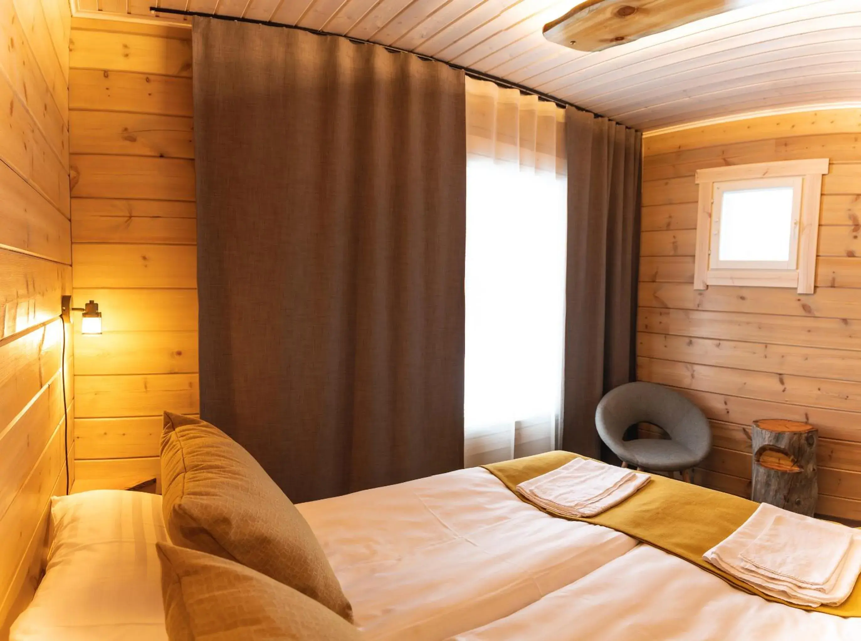 Superior Double or Twin Room - single occupancy in Tankavaara Gold Village Superior Double or Twin Room - single occupancy in Tankavaara Gold Village