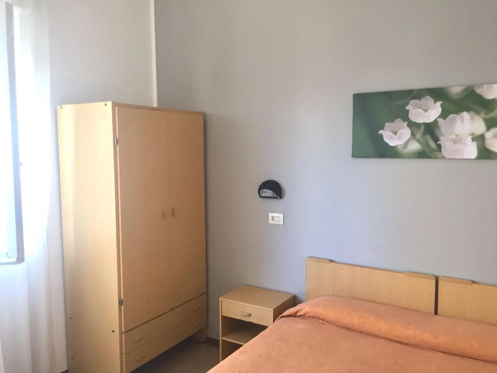 Photo of the whole room, Bed in Hotel Ausonia B&B RiMiNi