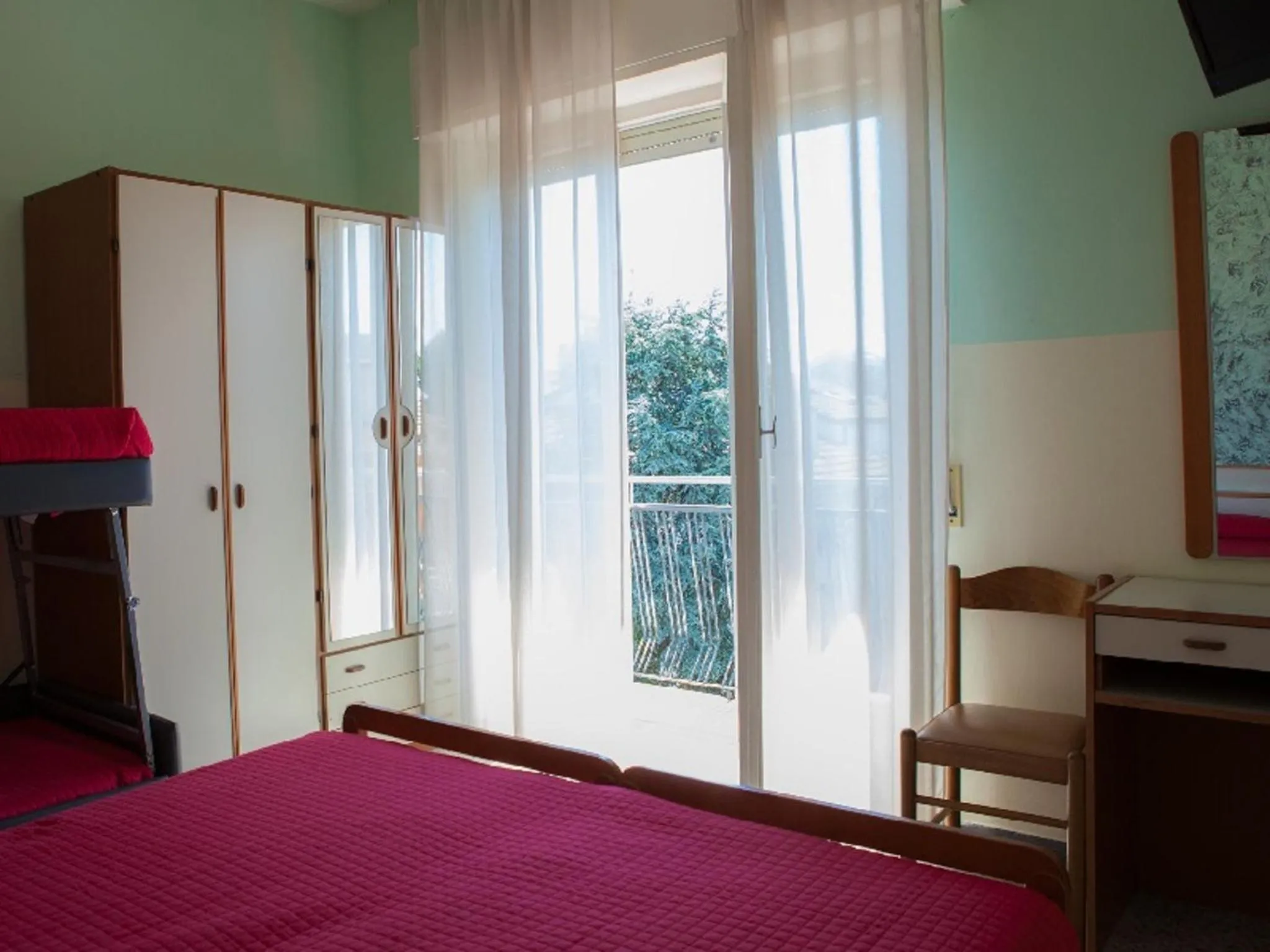 Bed in Hotel Ausonia B&B RiMiNi