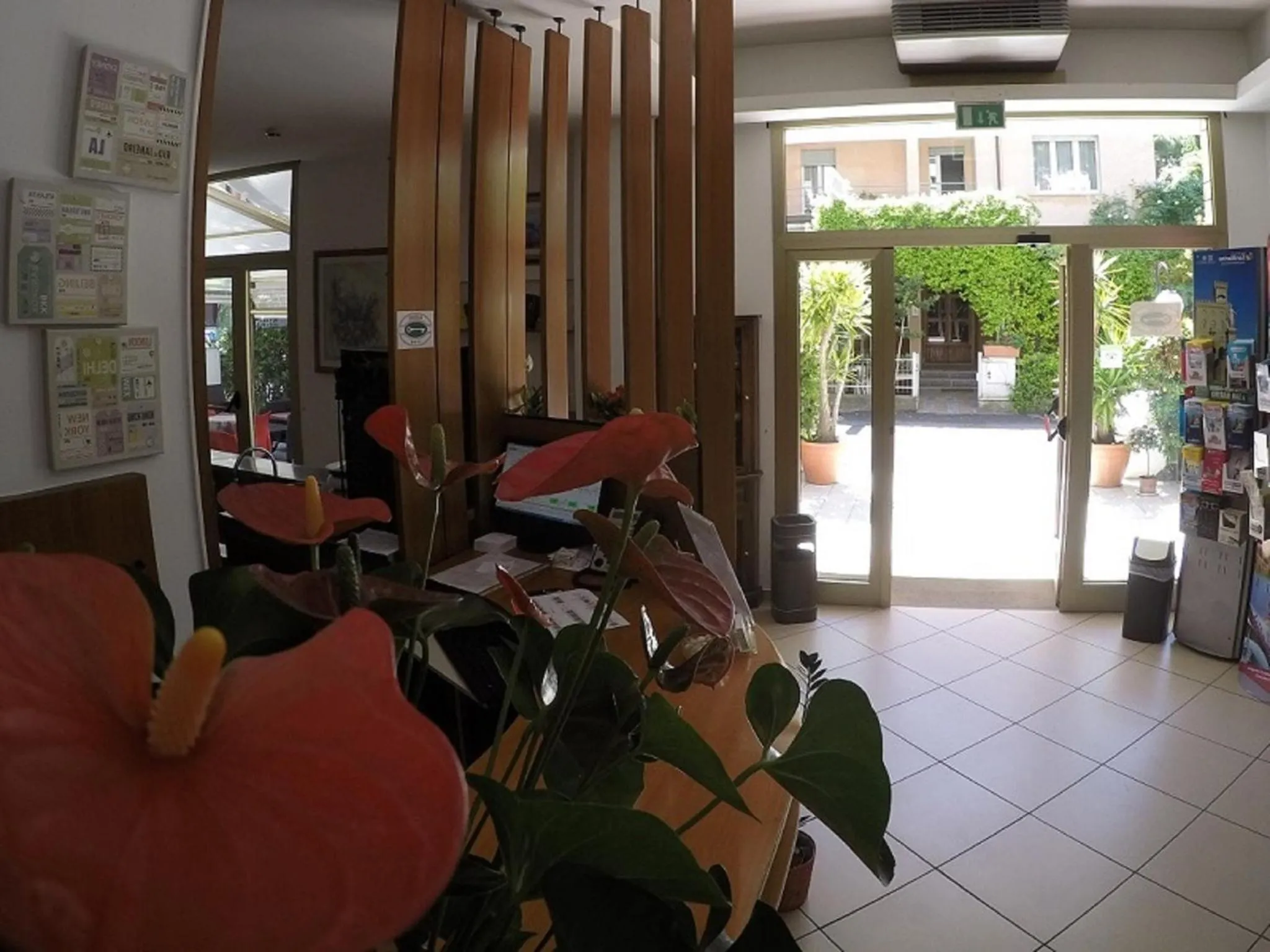Lobby or reception in Hotel Ausonia B&B RiMiNi