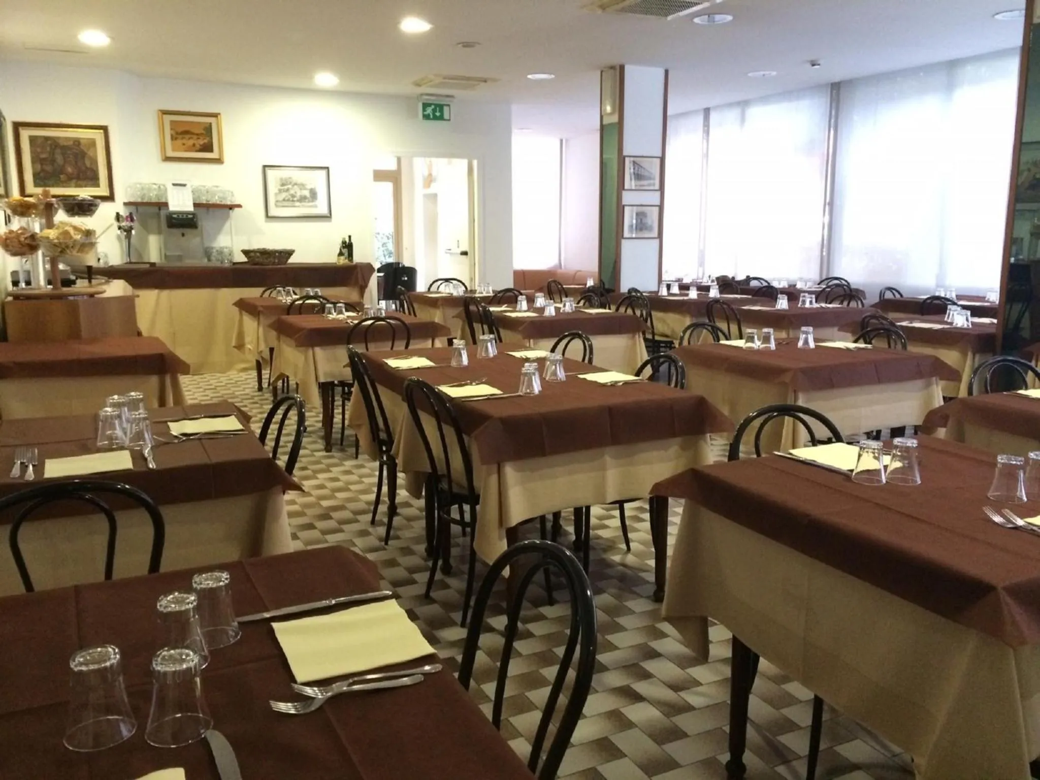 Restaurant/places to eat in Hotel Ausonia B&B RiMiNi