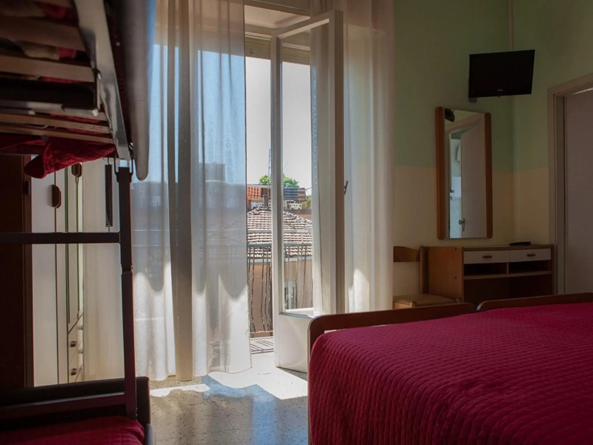 Balcony/Terrace, Bed in Hotel Ausonia B&B RiMiNi