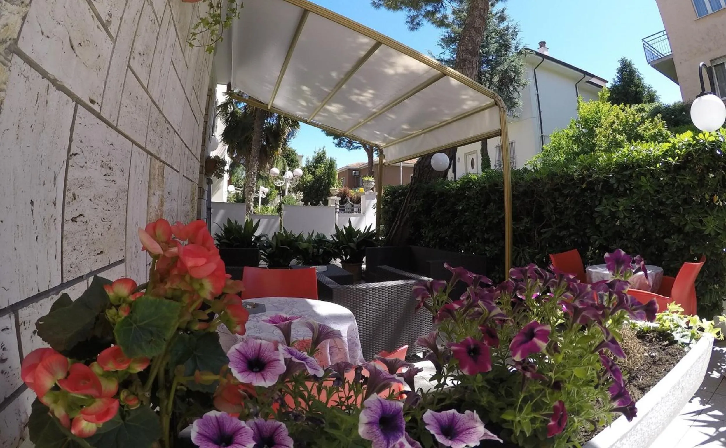 Garden in Hotel Ausonia B&B RiMiNi