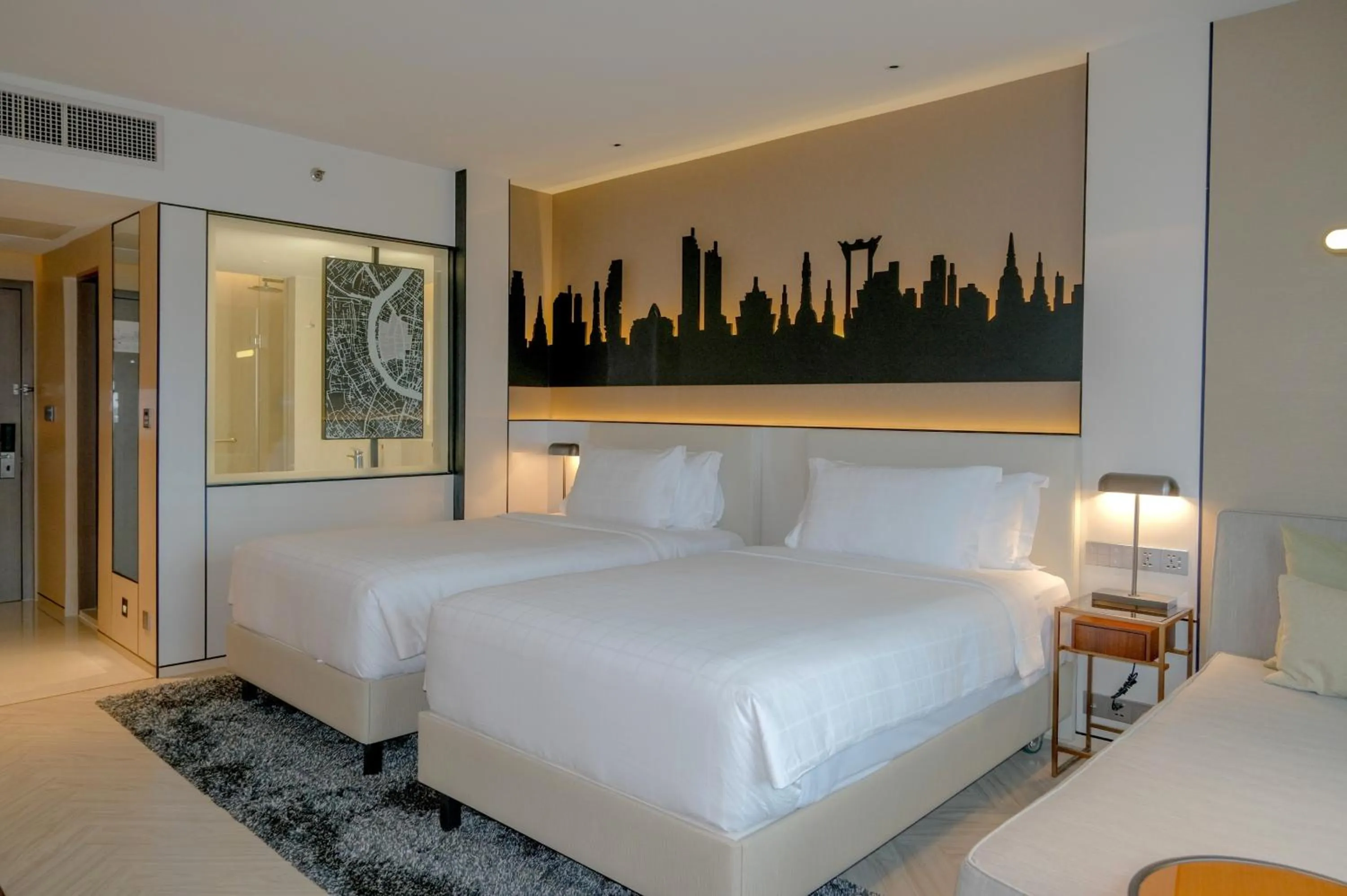 Bedroom, Bed in Pathumwan Princess Hotel