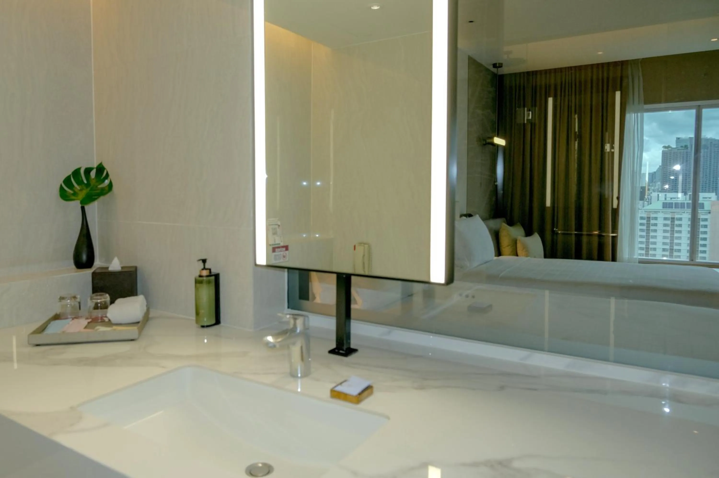 Toilet in Pathumwan Princess Hotel