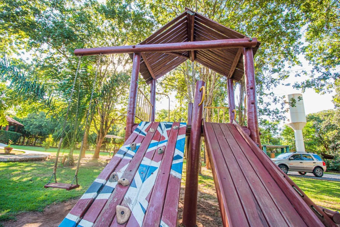 children in Hotel Pousada Arizona