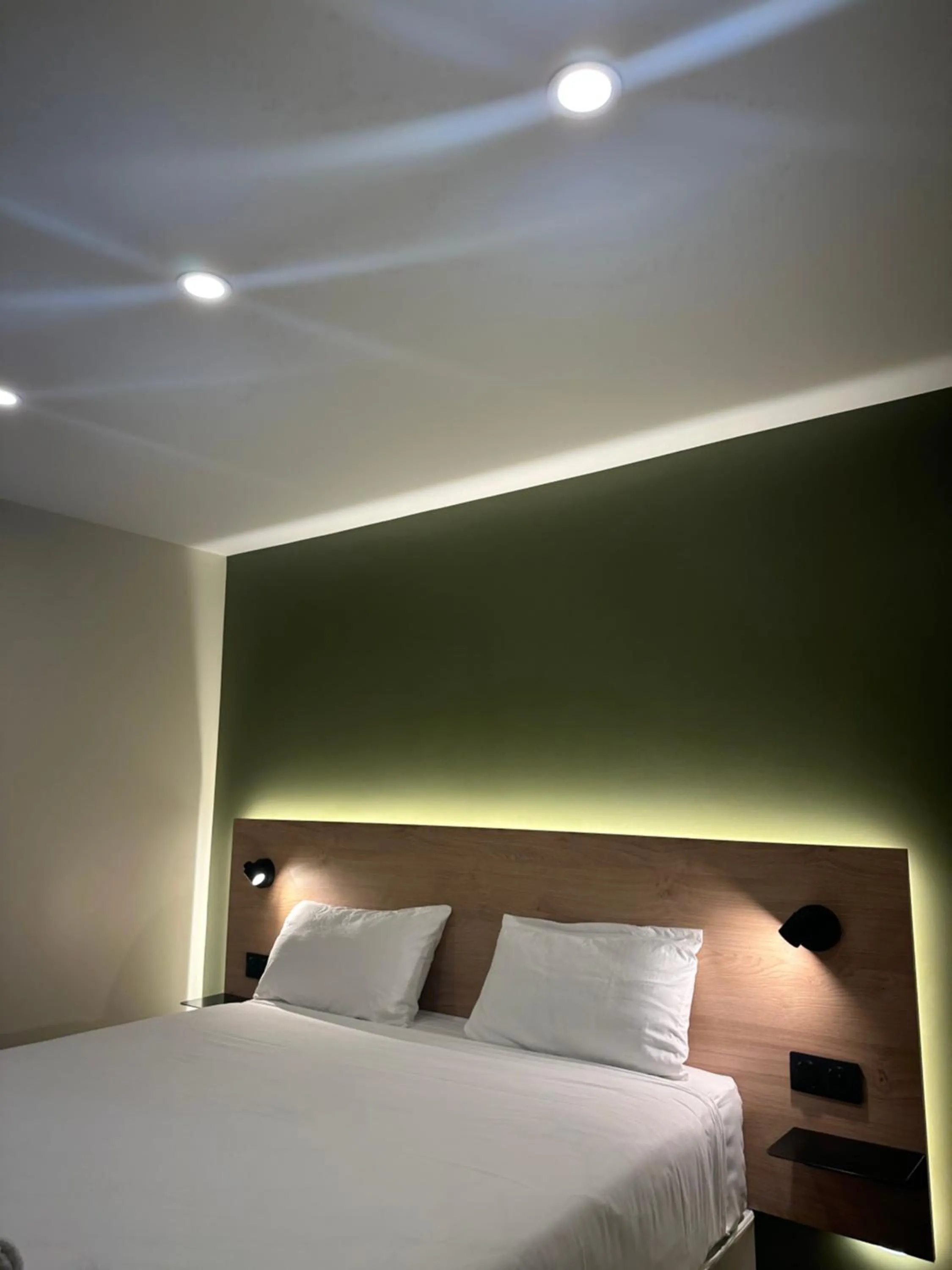 Bed in Hôtel Originals City, Armony Dijon - Chenôve